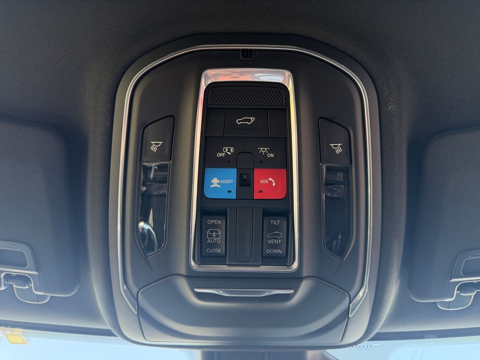 2026 Jeep Grand Cherokee GRAND CHEROKEE L LAREDO X 4X4