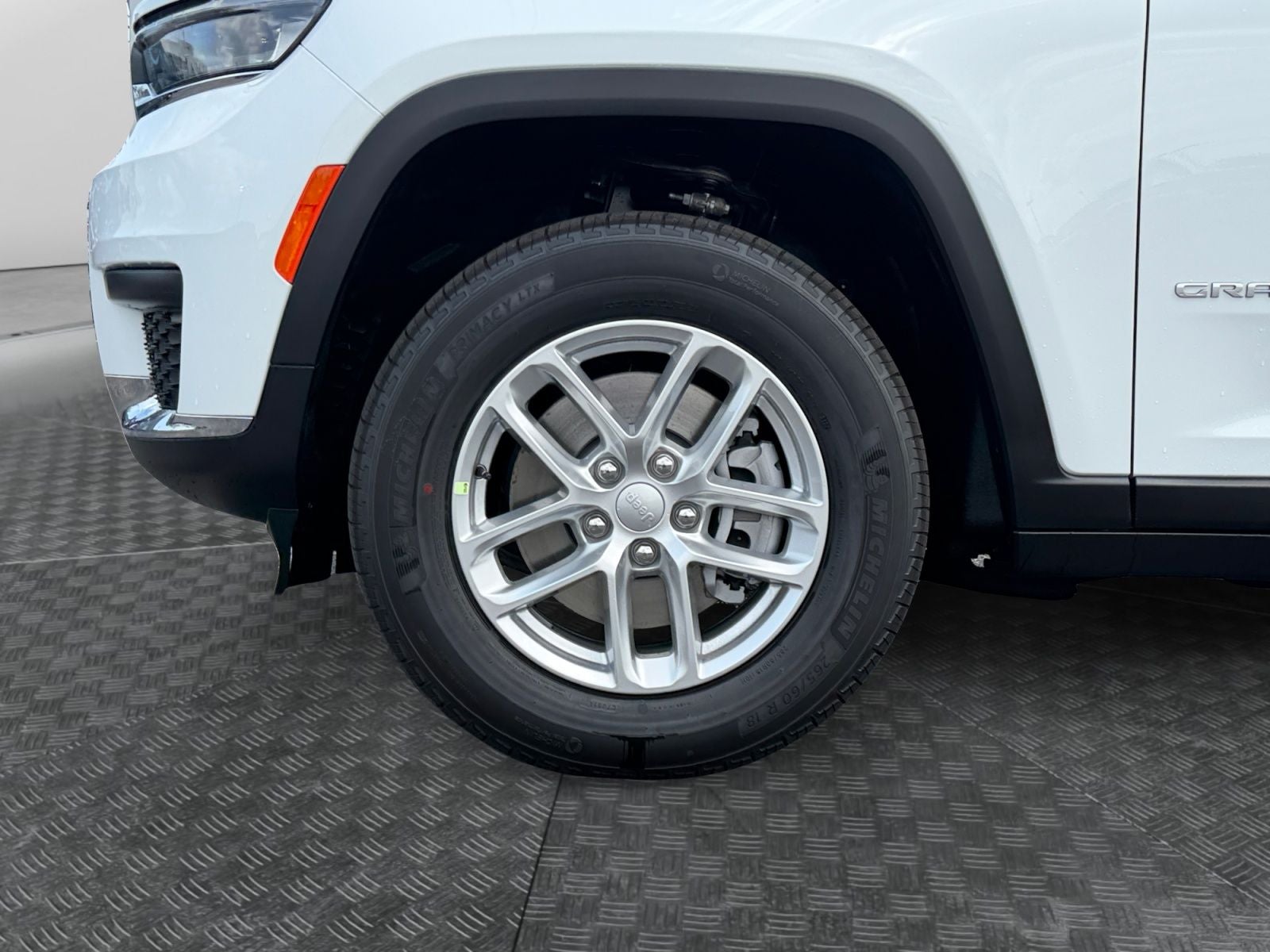 2026 Jeep Grand Cherokee GRAND CHEROKEE L LAREDO X 4X4