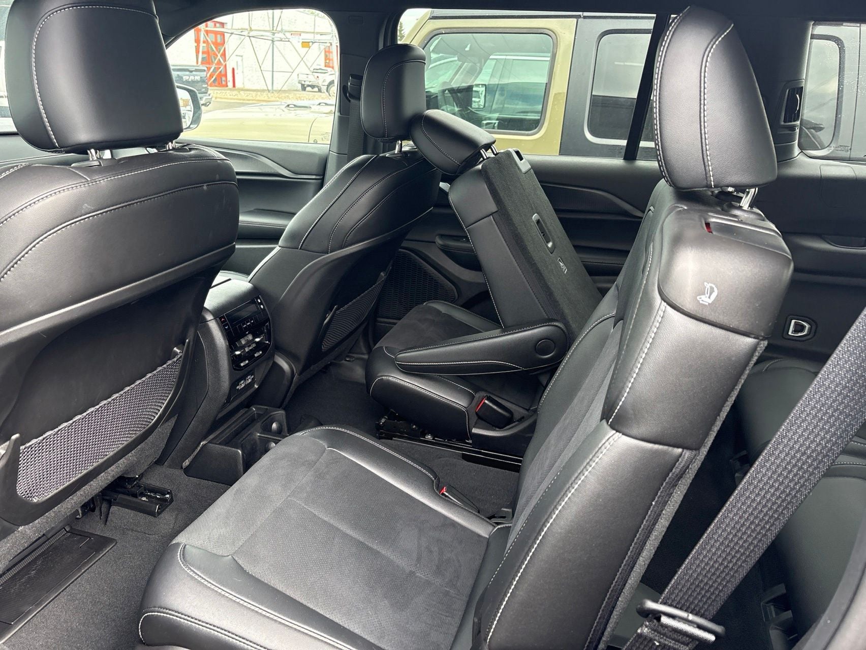 2025 Jeep Grand Cherokee L Altitude X 4x4