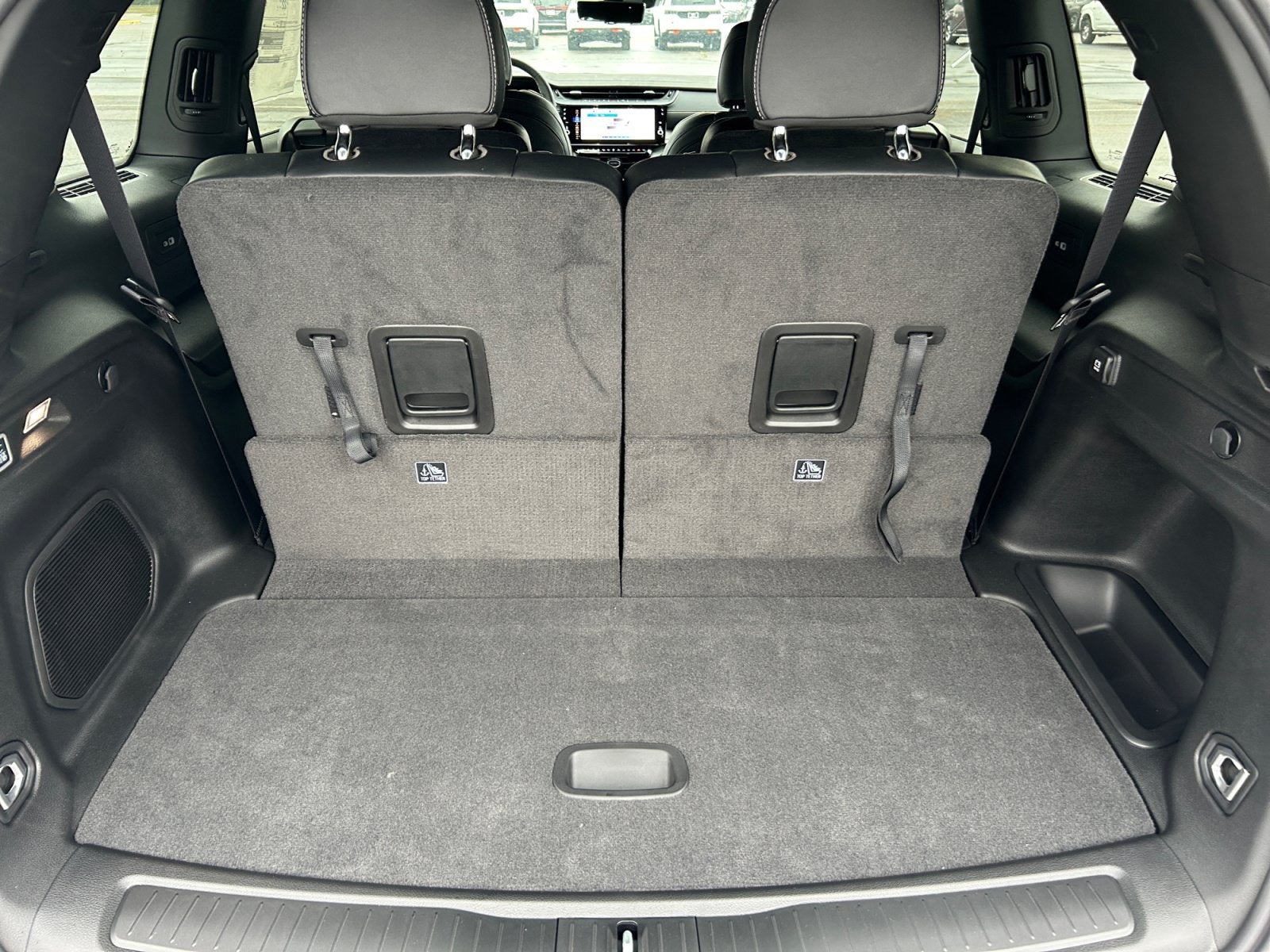 2027 Jeep Grand Cherokee GRAND CHEROKEE L LIMITED RESERVE 4X4