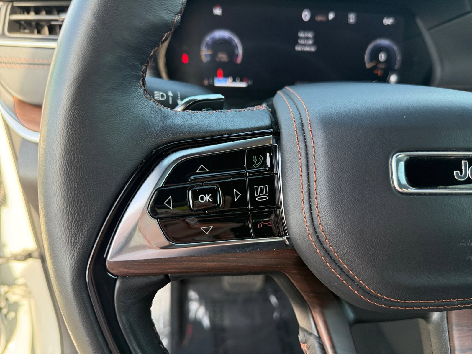 2025 Jeep Grand Cherokee L Summit 4x4