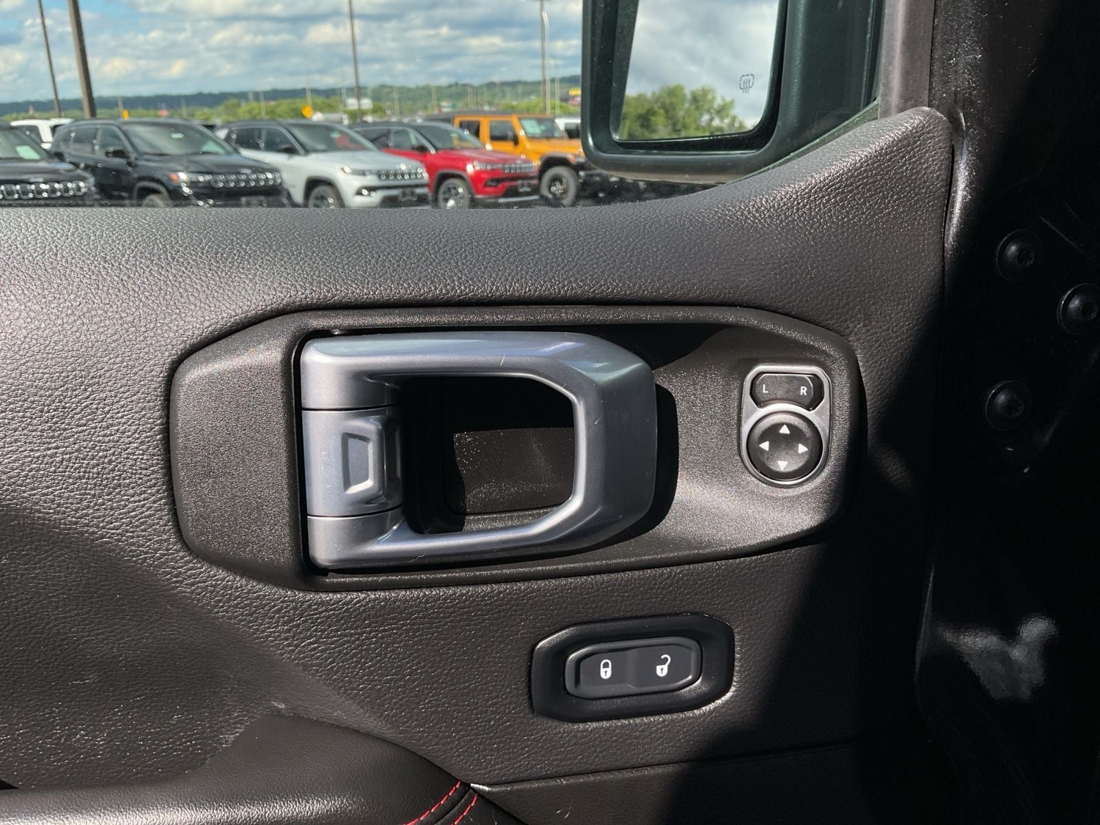 2024 Jeep Wrangler 4-Door Recon