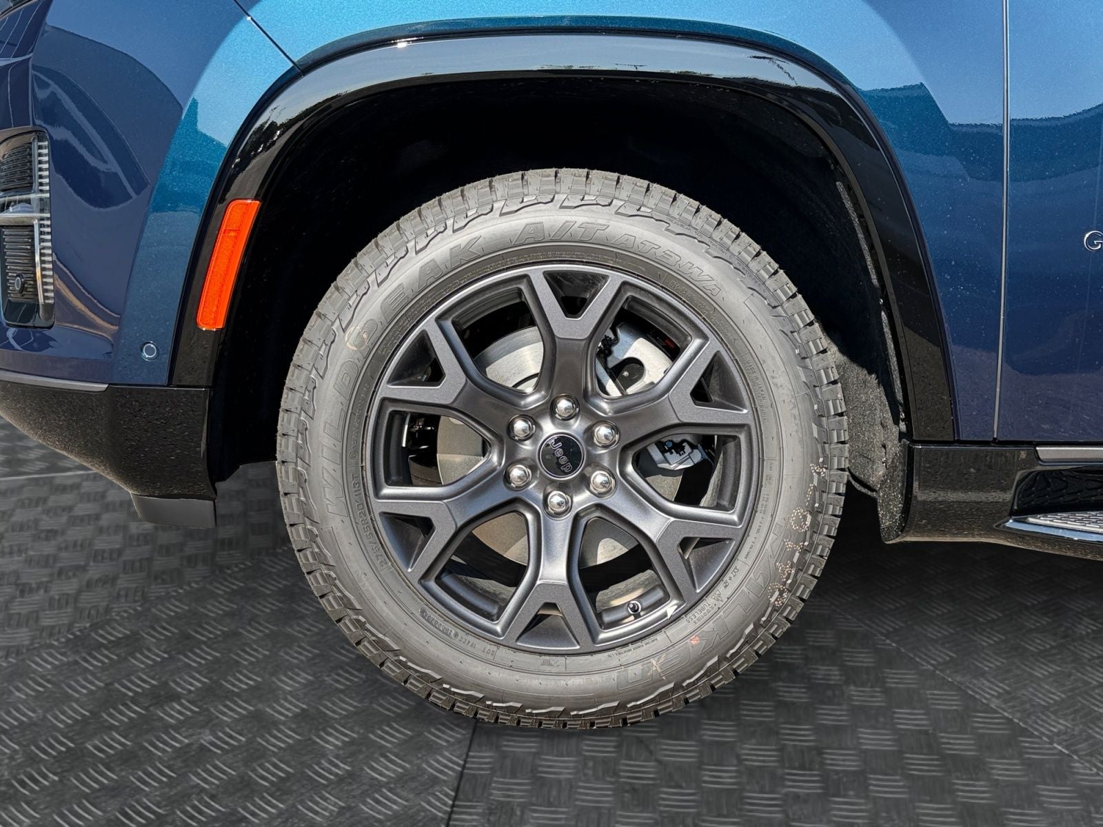 2026 Jeep Grand Wagoneer GRAND WAGONEER UPLAND 4X4