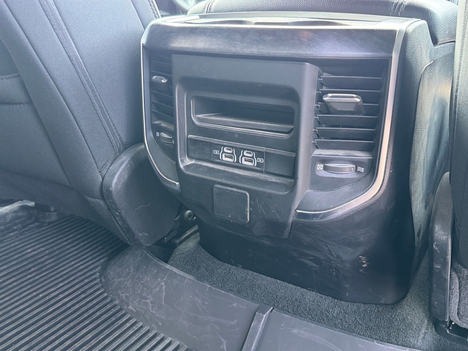 2024 RAM 1500 Big Horn Crew Cab 4x4 5'7' Box