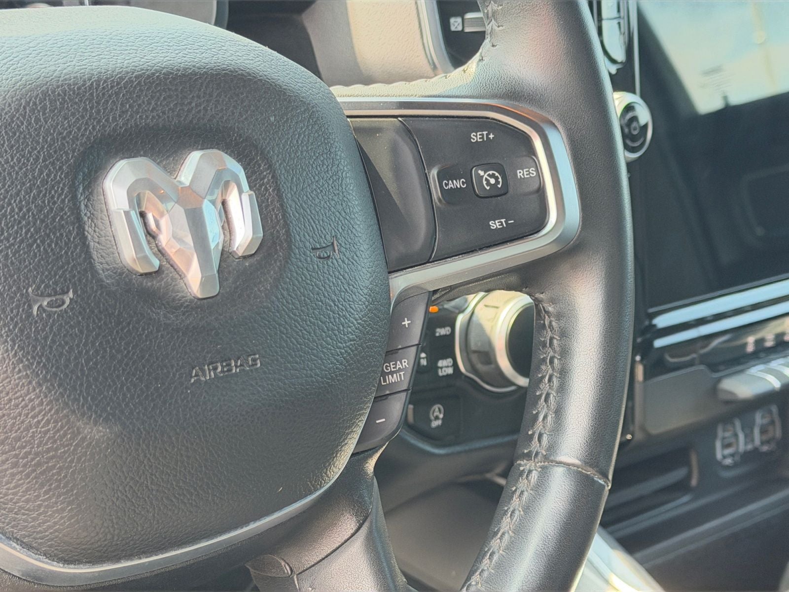 2024 RAM 1500 Big Horn Crew Cab 4x4 5'7' Box