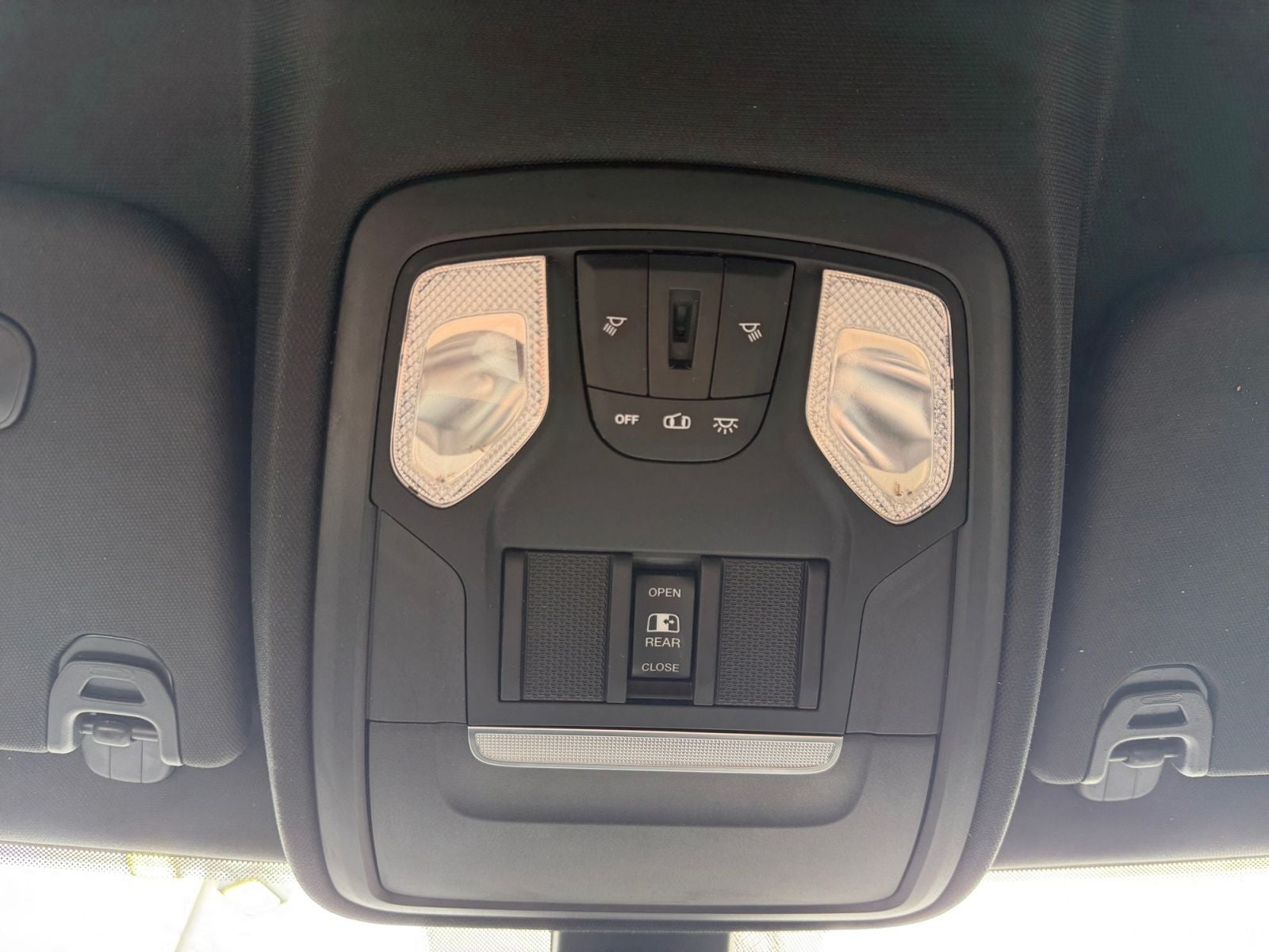 2019 RAM 1500 Big Horn/Lone Star Crew Cab 4x4 5'7' Box