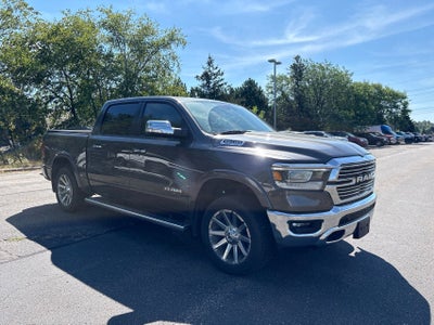 2022 RAM 1500 Laramie Crew Cab 4x4 5'7' Box