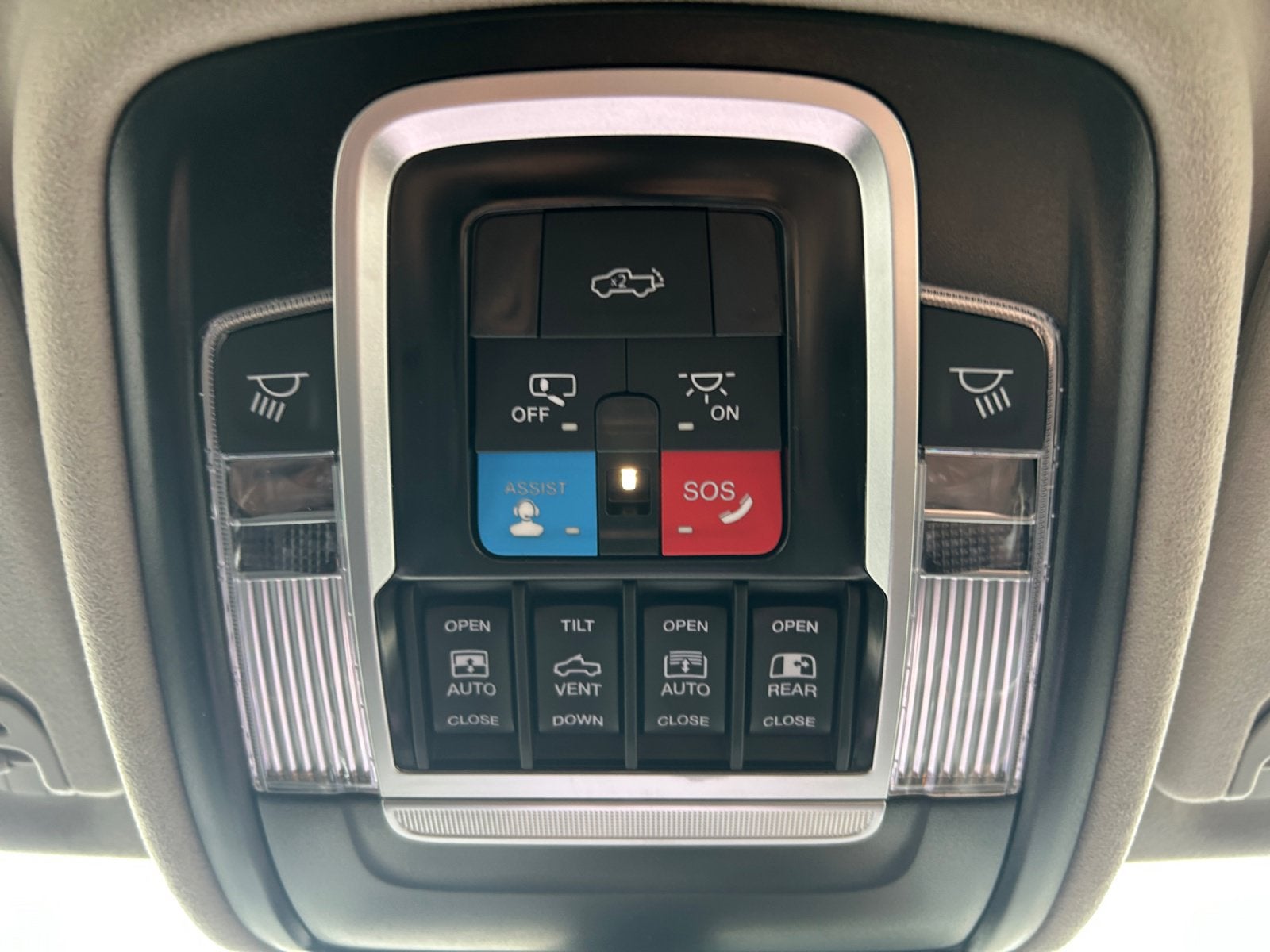 2027 RAM Ram 1500 RAM 1500 TUNGSTEN CREW CAB 4X4 5'7' BOX