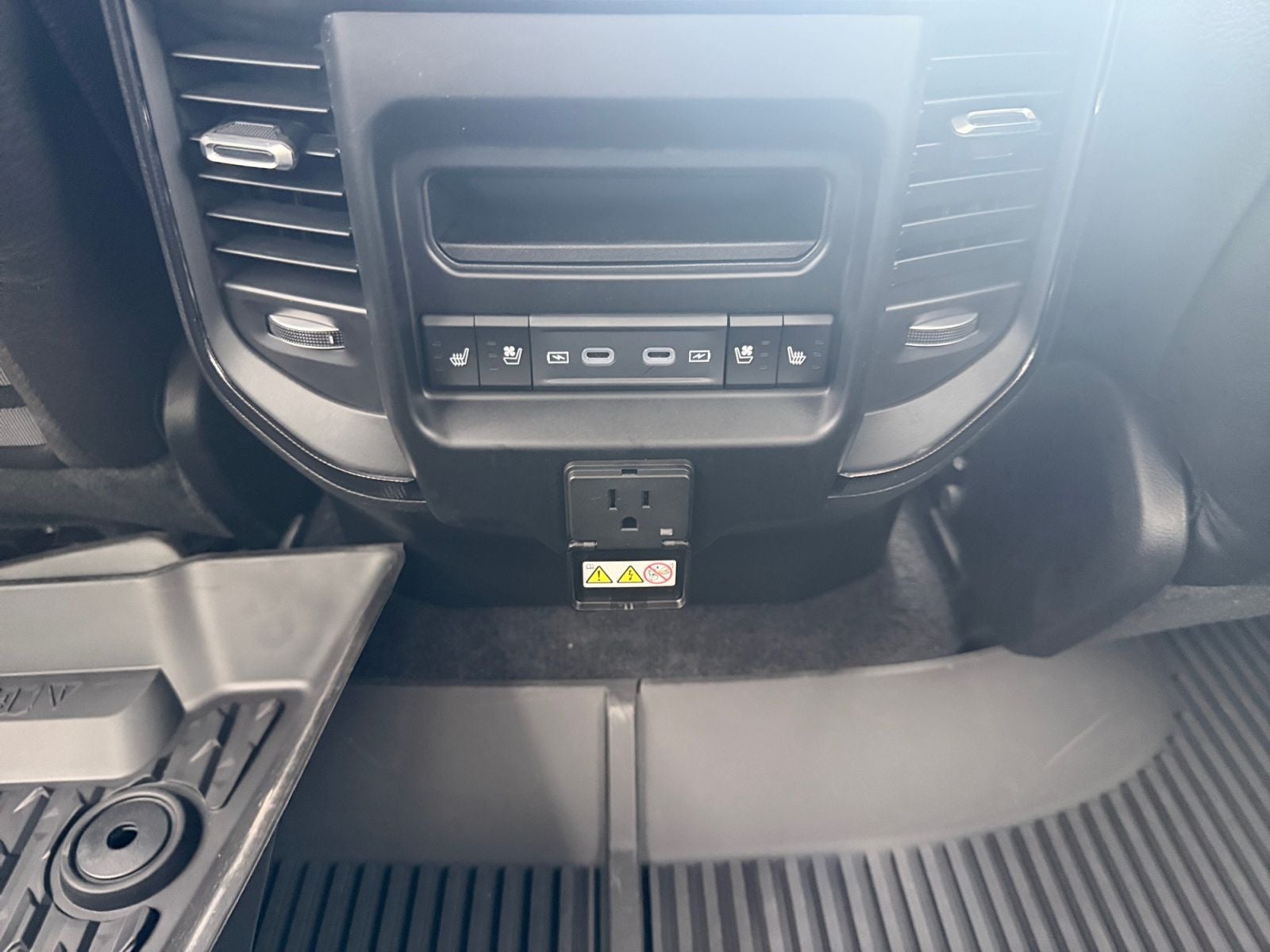 2026 RAM Ram 1500 RAM 1500 RHO CREW CAB 4X4 5'7' BOX
