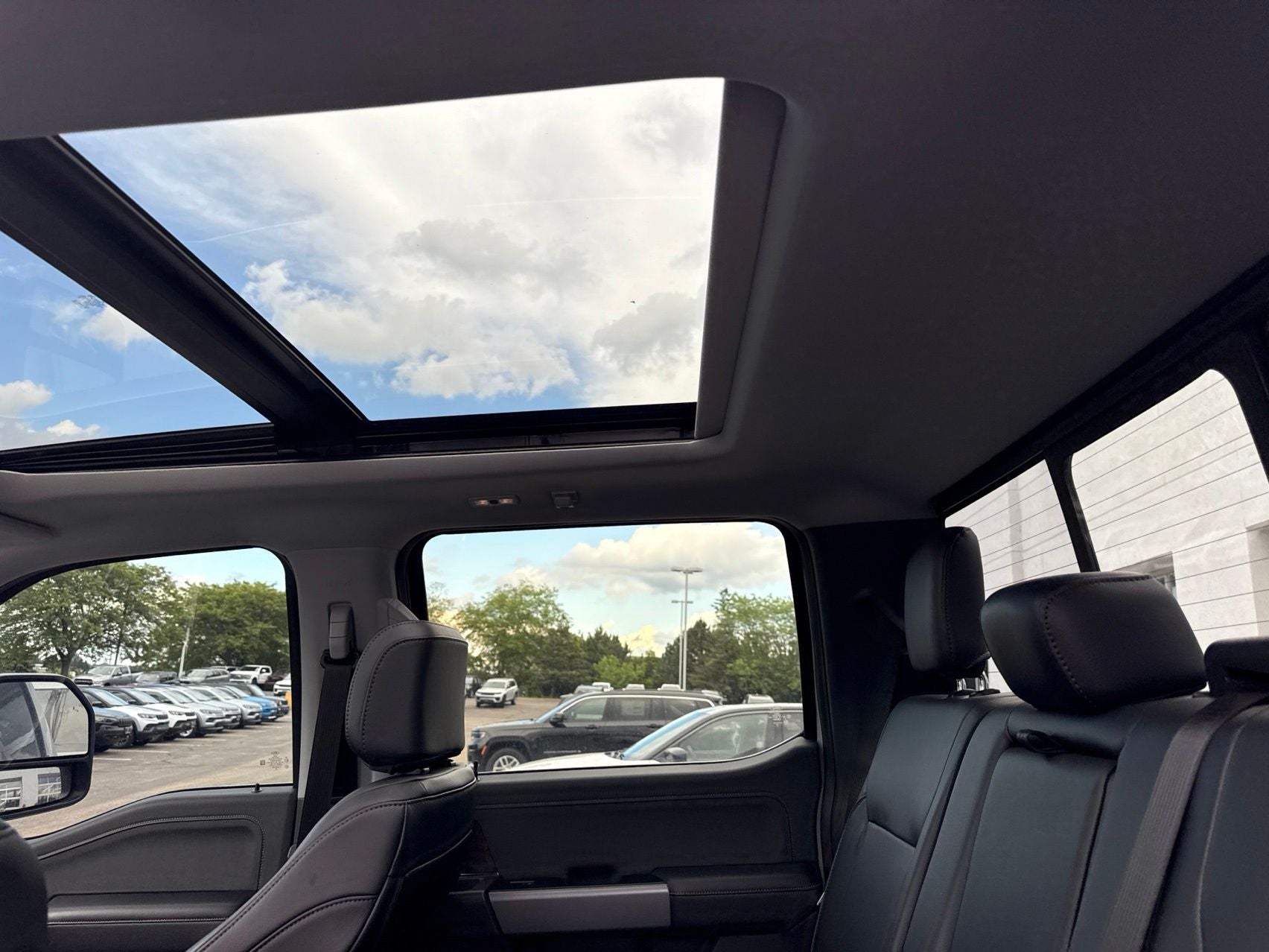 2025 Ford F-350SD Lariat
