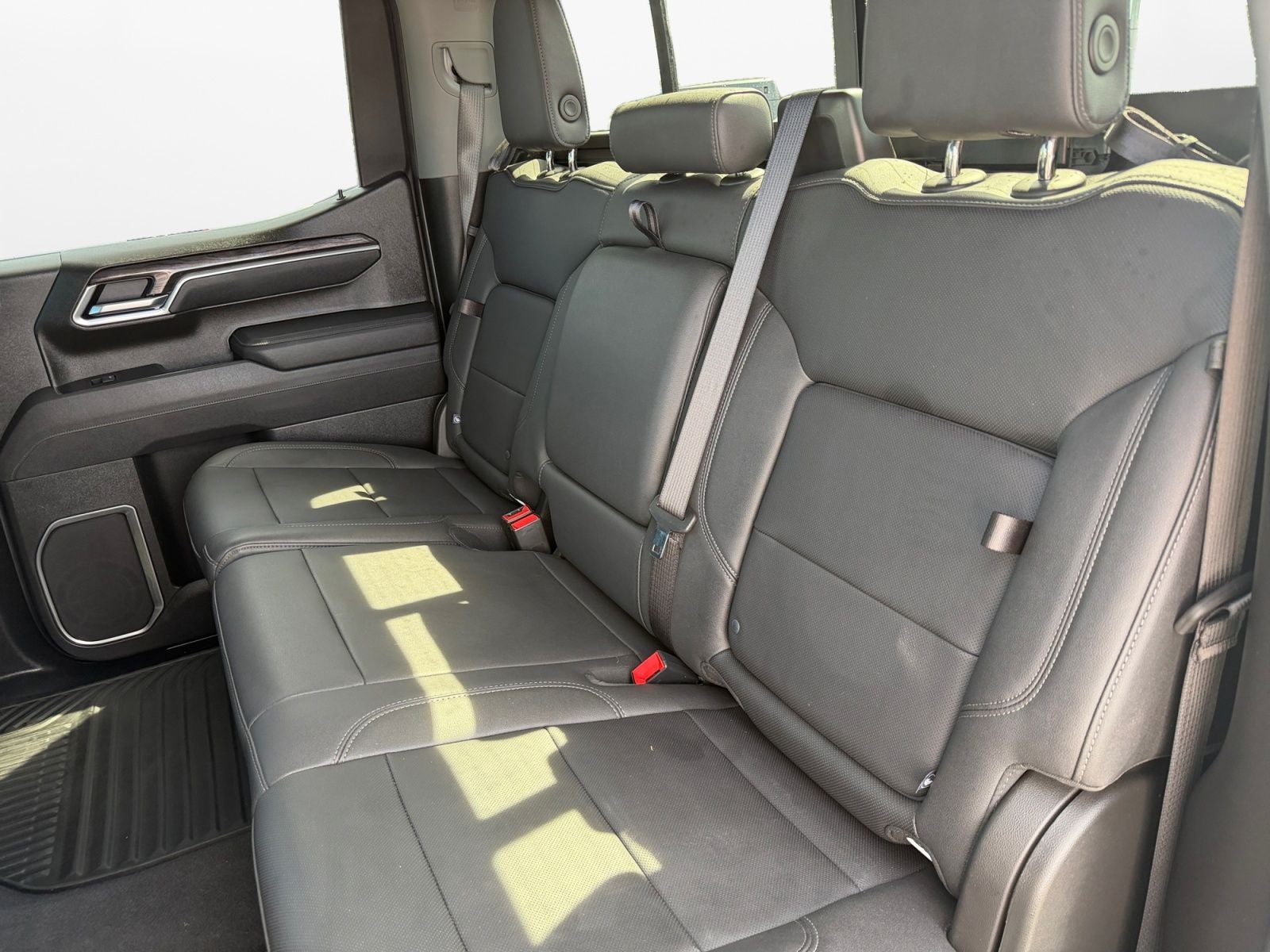 2025 Chevrolet Silverado 1500 4WD LTZ