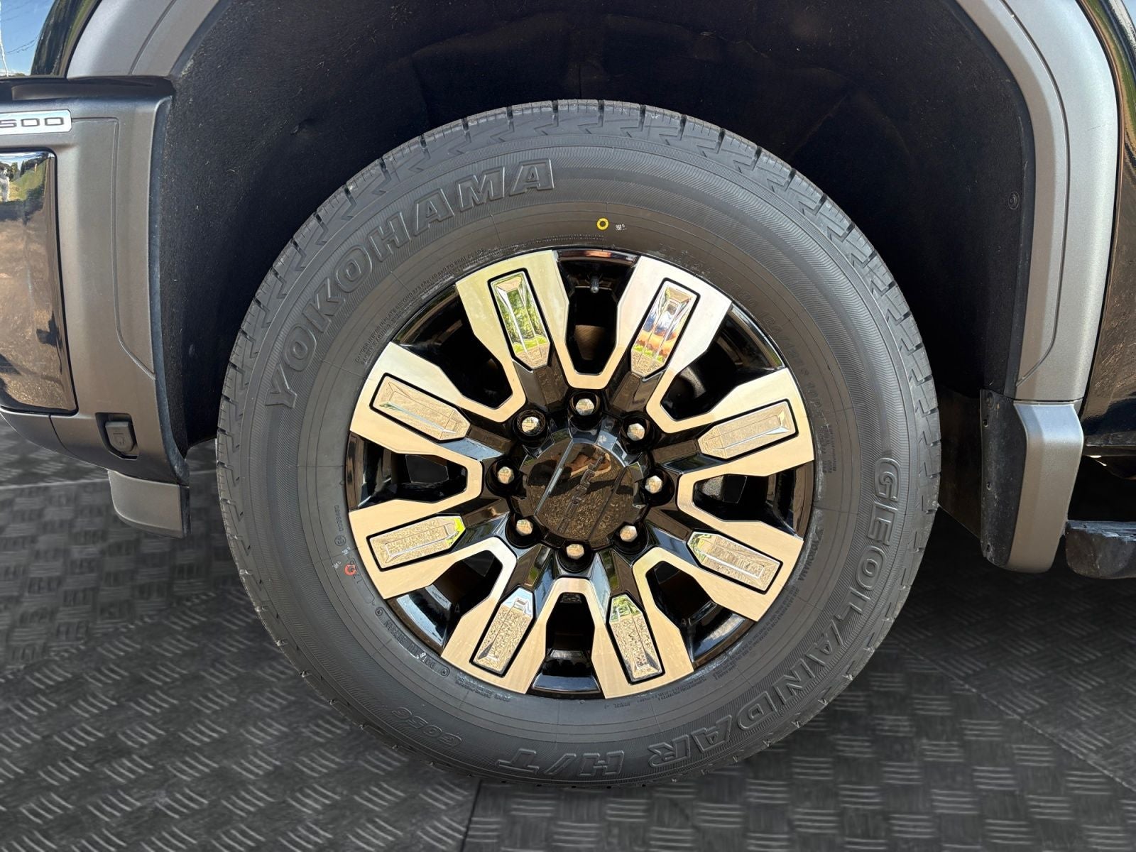 2024 GMC Sierra 2500HD Denali