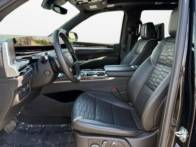 2025 Cadillac Escalade Sport Platinum