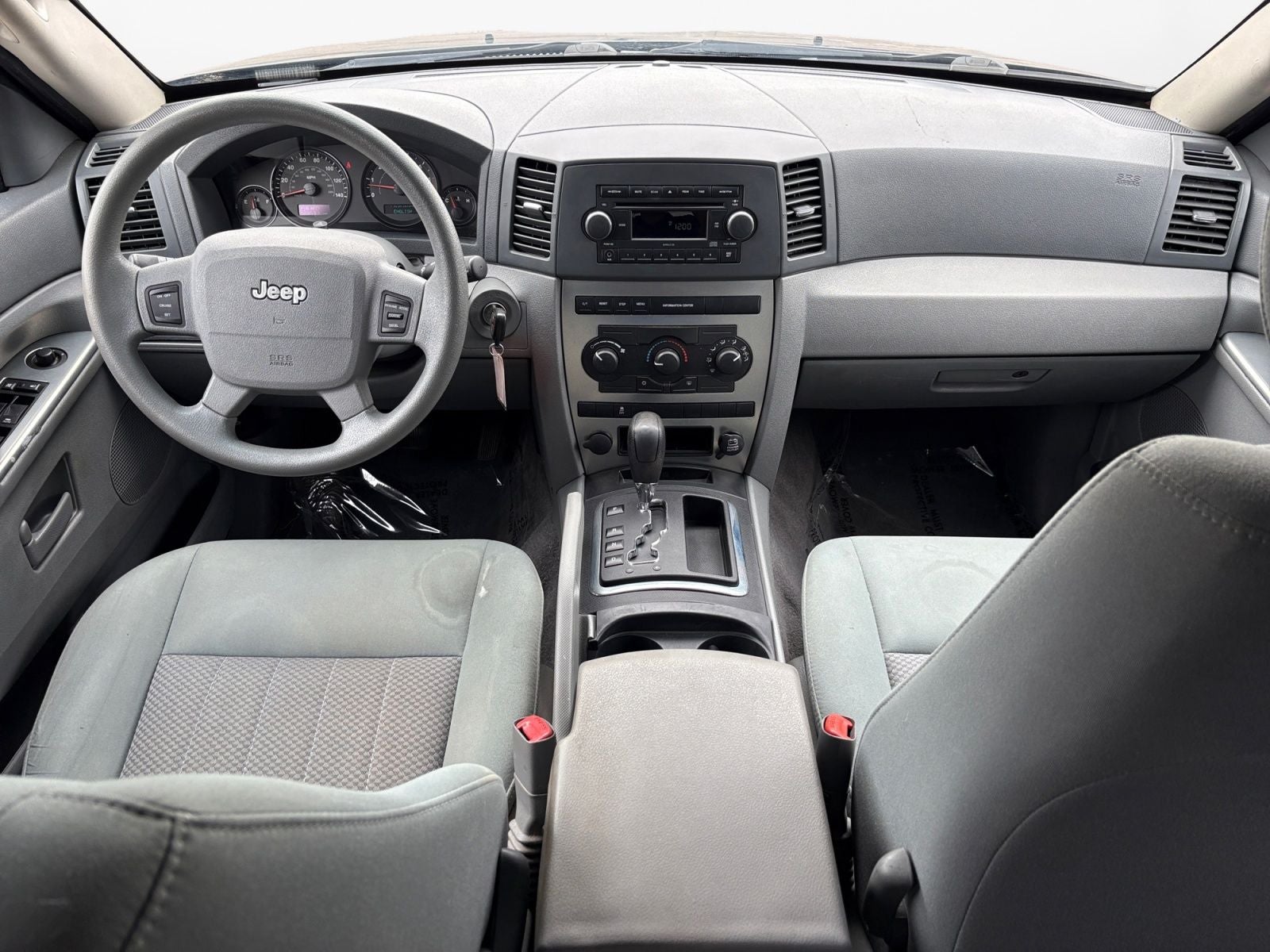 2006 Jeep Grand Cherokee Laredo