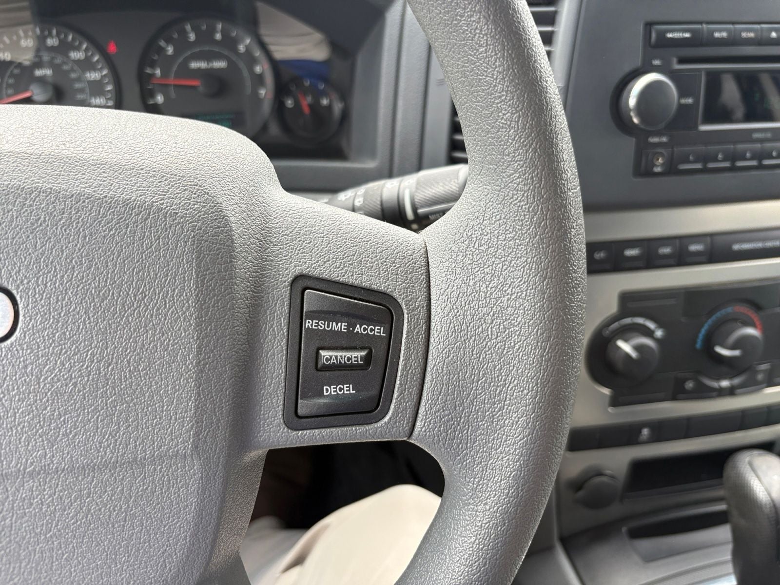 2006 Jeep Grand Cherokee Laredo