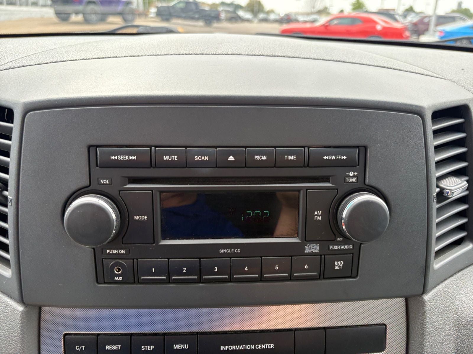 2006 Jeep Grand Cherokee Laredo