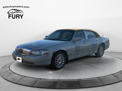 2004 Lincoln Town Car Ultimate