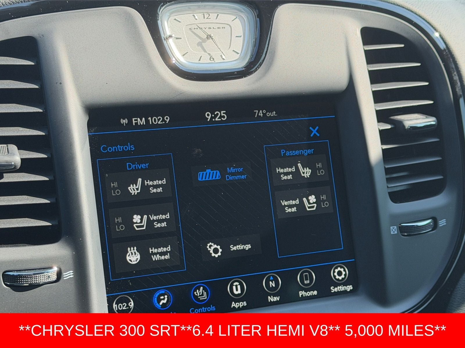 2023 Chrysler 300 300C