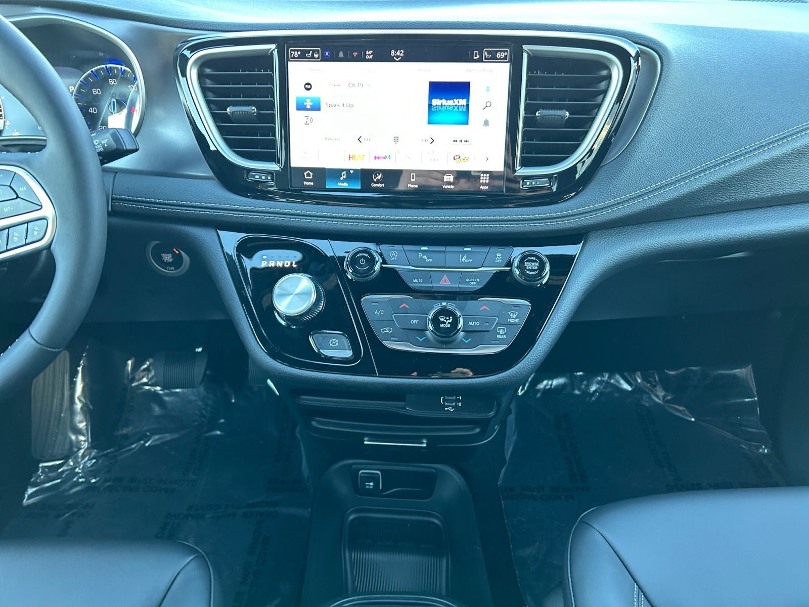 2026 Chrysler Pacifica PACIFICA SELECT AWD