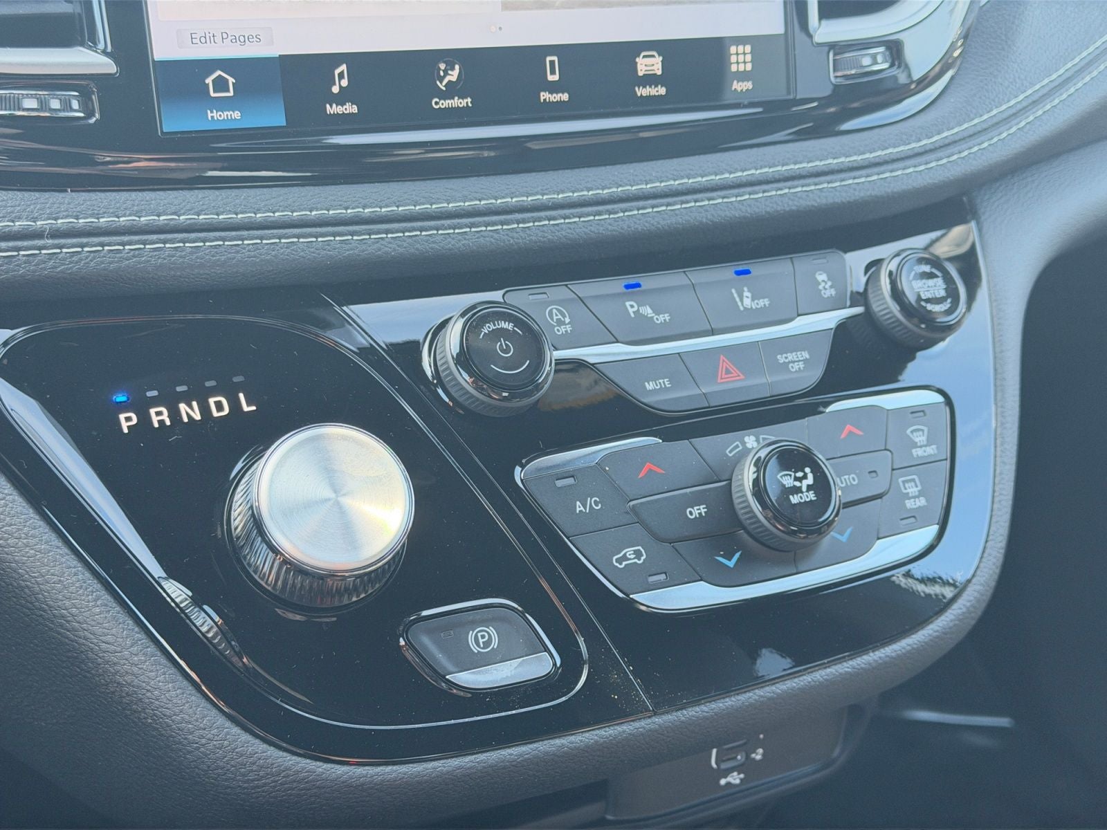 2026 Chrysler Pacifica PACIFICA SELECT AWD