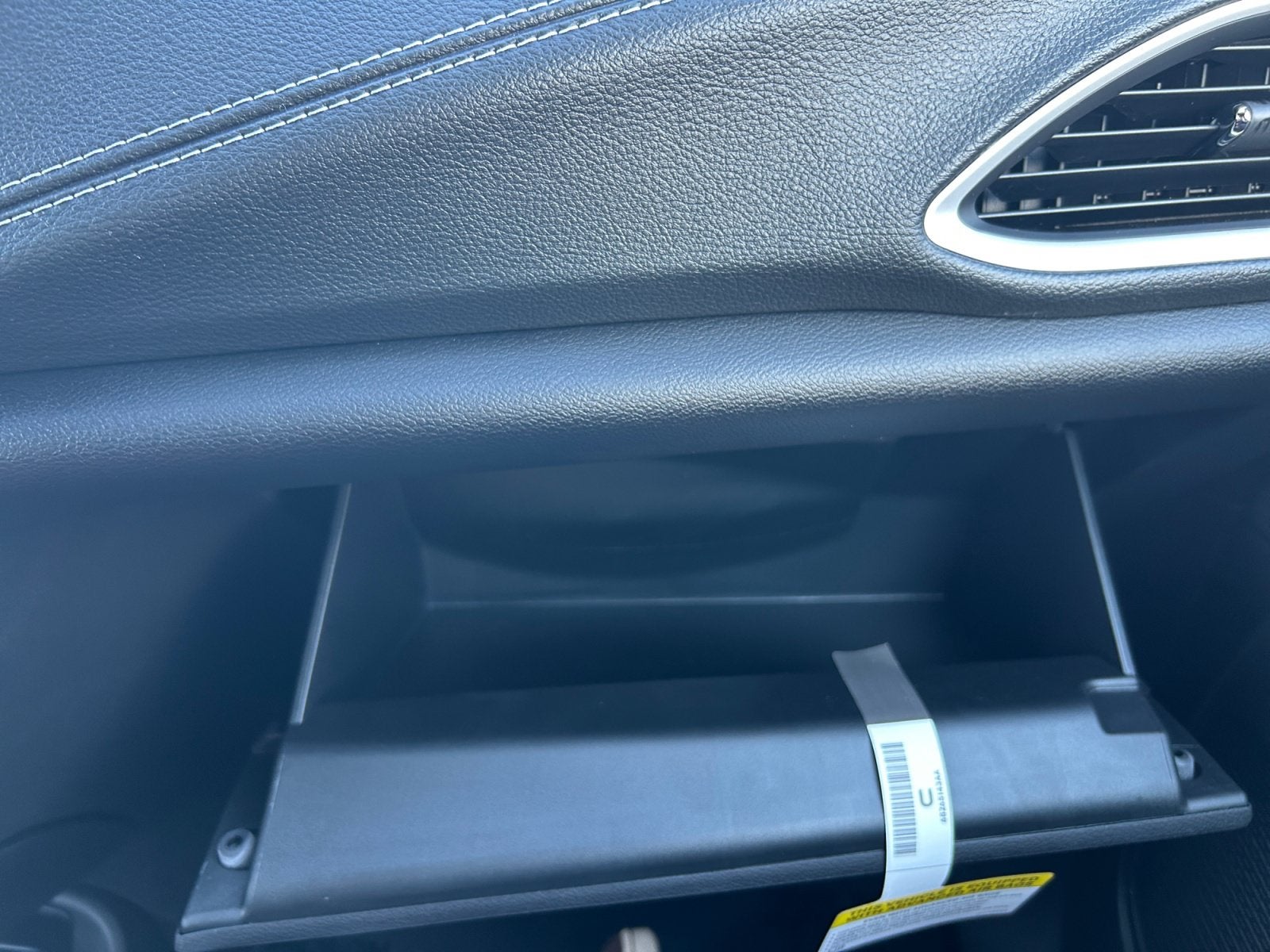 2027 Chrysler Pacifica PACIFICA SELECT AWD