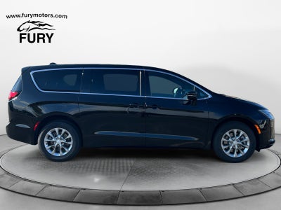 2027 Chrysler Pacifica PACIFICA SELECT AWD