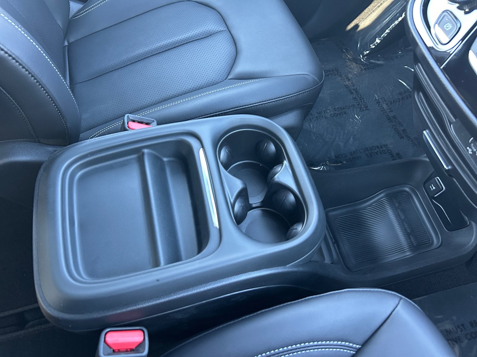 2027 Chrysler Pacifica PACIFICA SELECT AWD