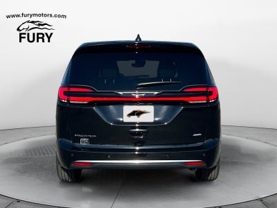 2027 Chrysler Pacifica PACIFICA SELECT AWD