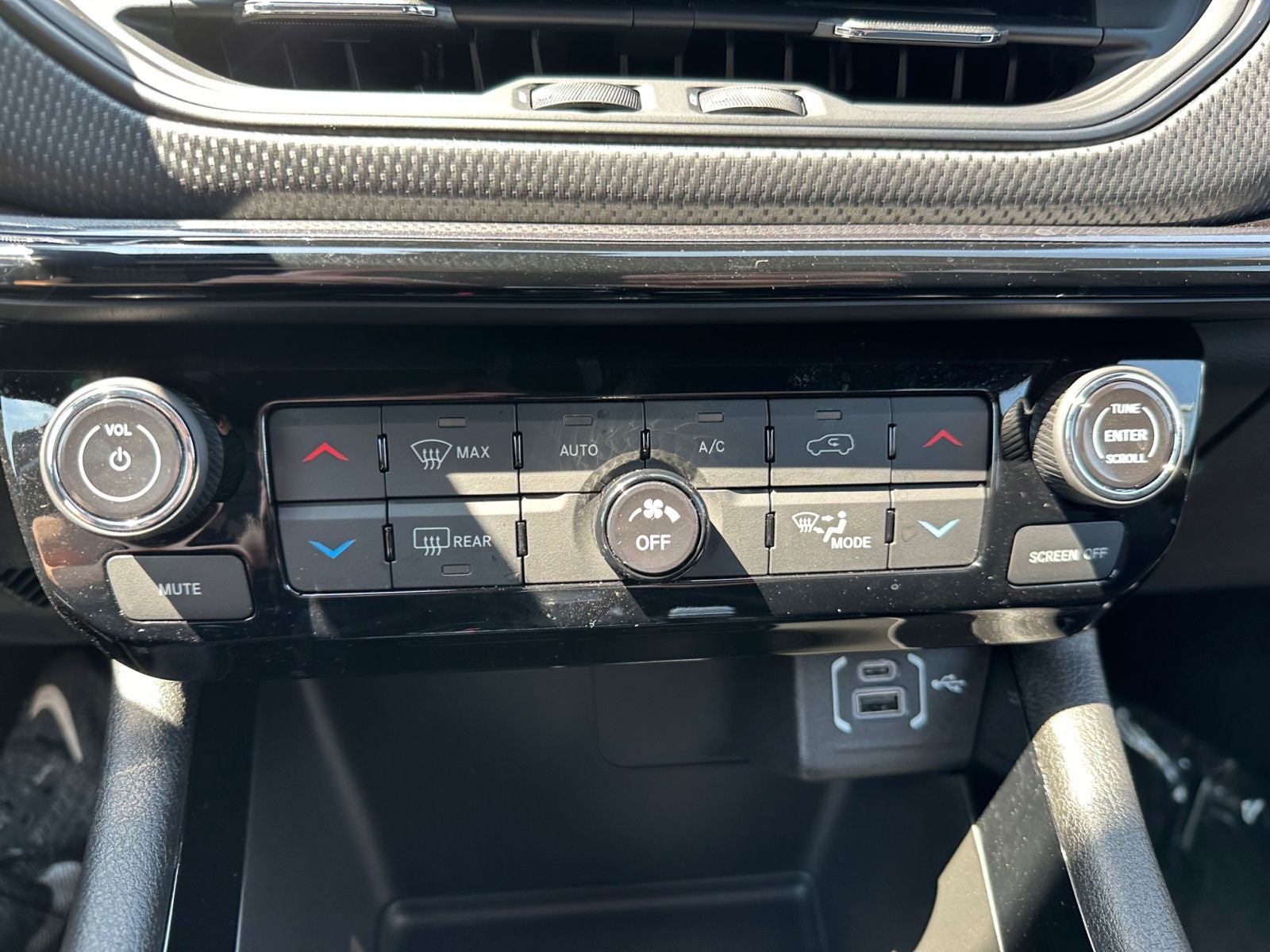 2025 Jeep Compass COMPASS LIMITED 4X4