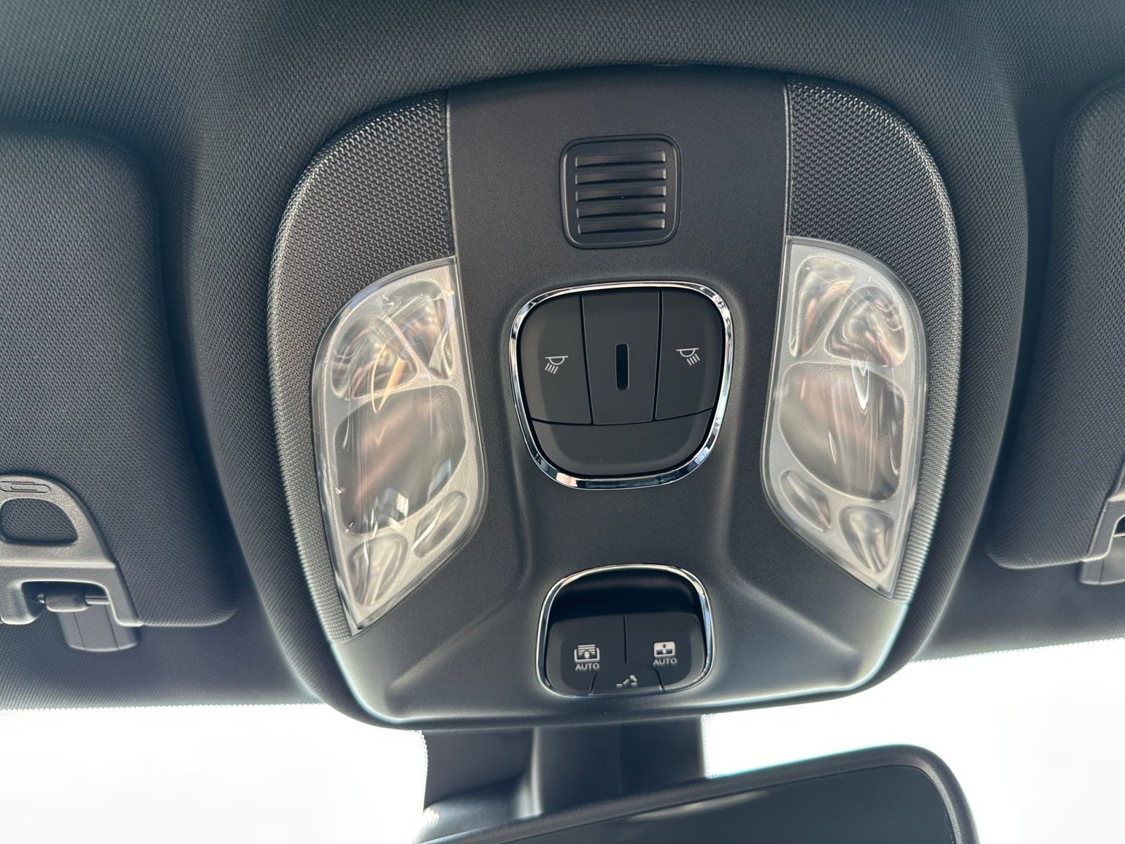 2025 Jeep Compass COMPASS LIMITED 4X4