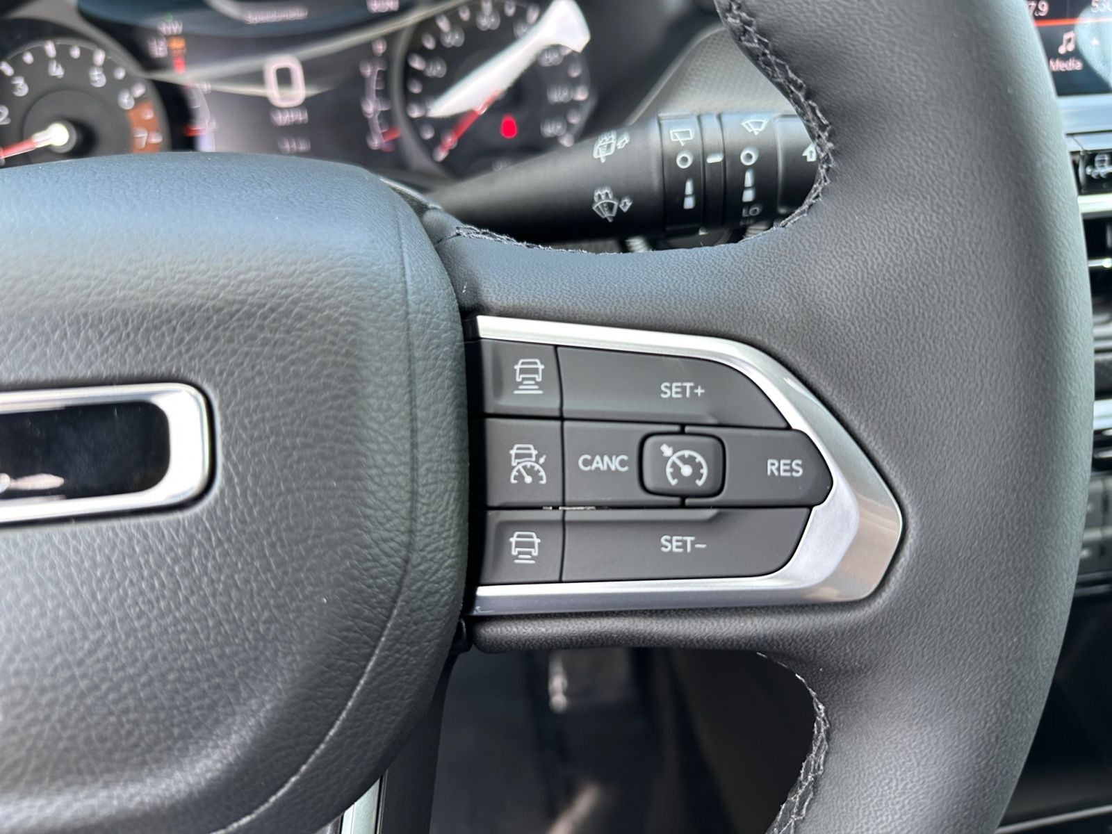 2025 Jeep Compass COMPASS LIMITED 4X4