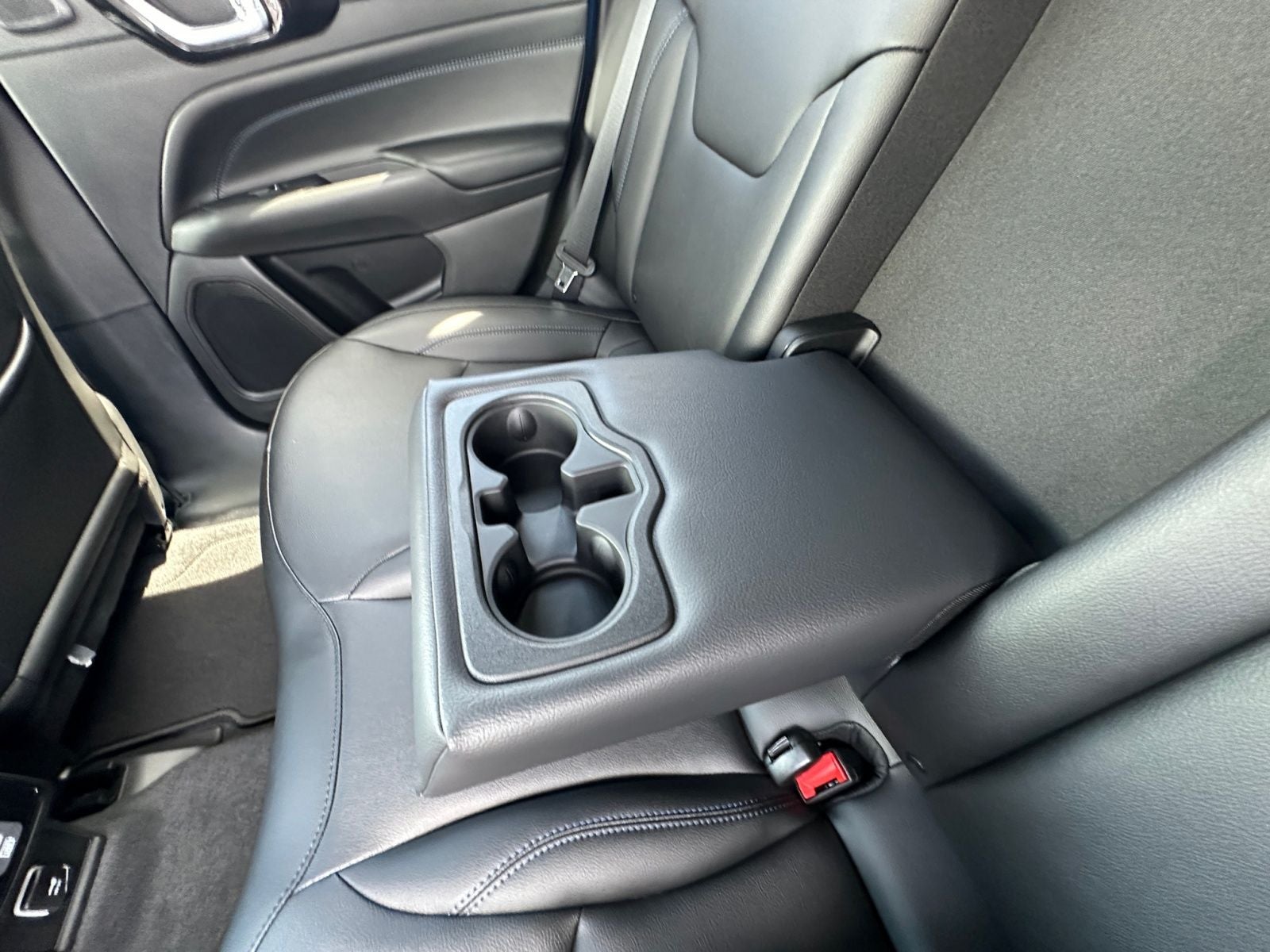 2025 Jeep Compass COMPASS LIMITED 4X4