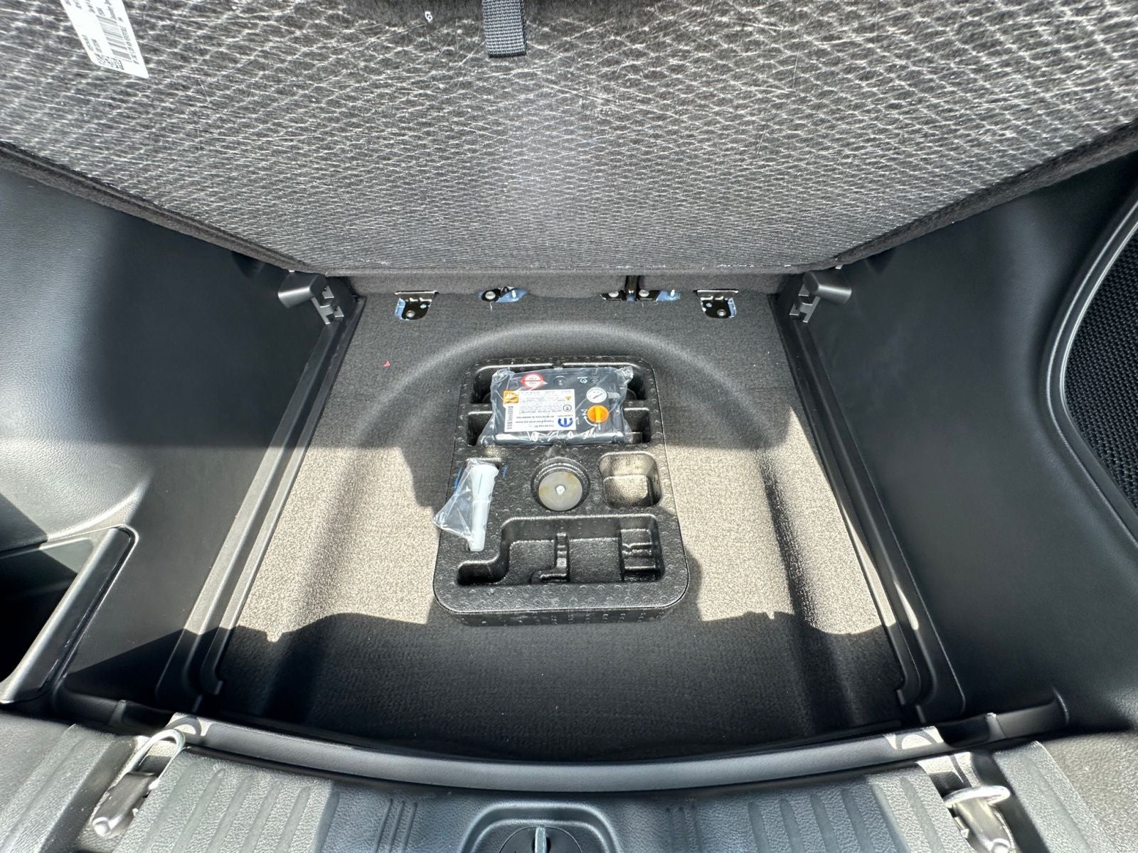2025 Jeep Compass COMPASS LIMITED 4X4