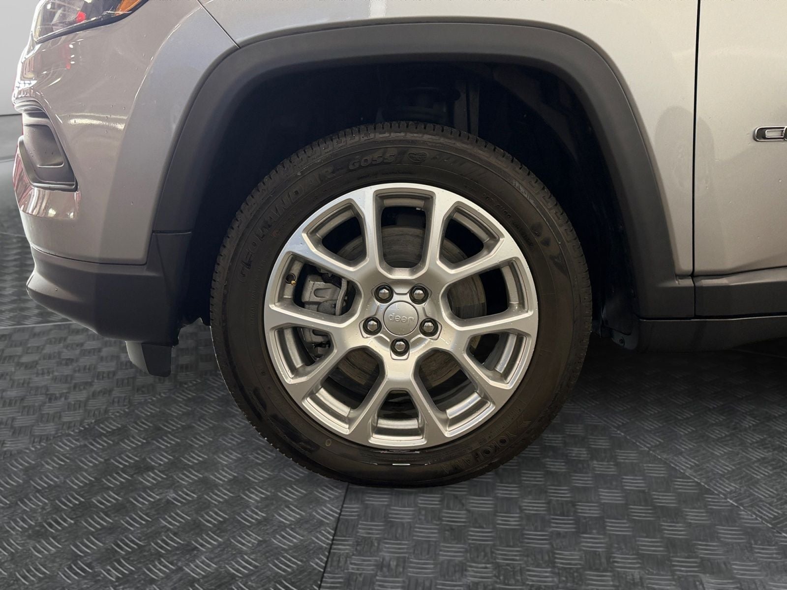 2023 Jeep Compass Latitude Lux FWD