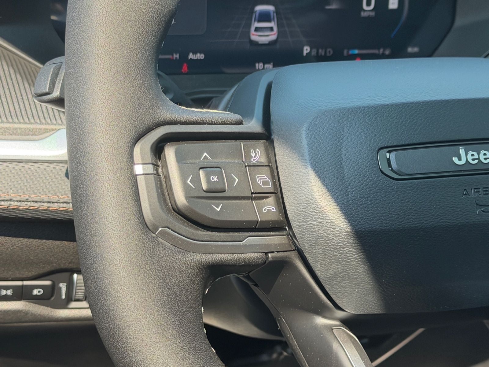 2026 Jeep Cherokee CHEROKEE OVERLAND 4X4