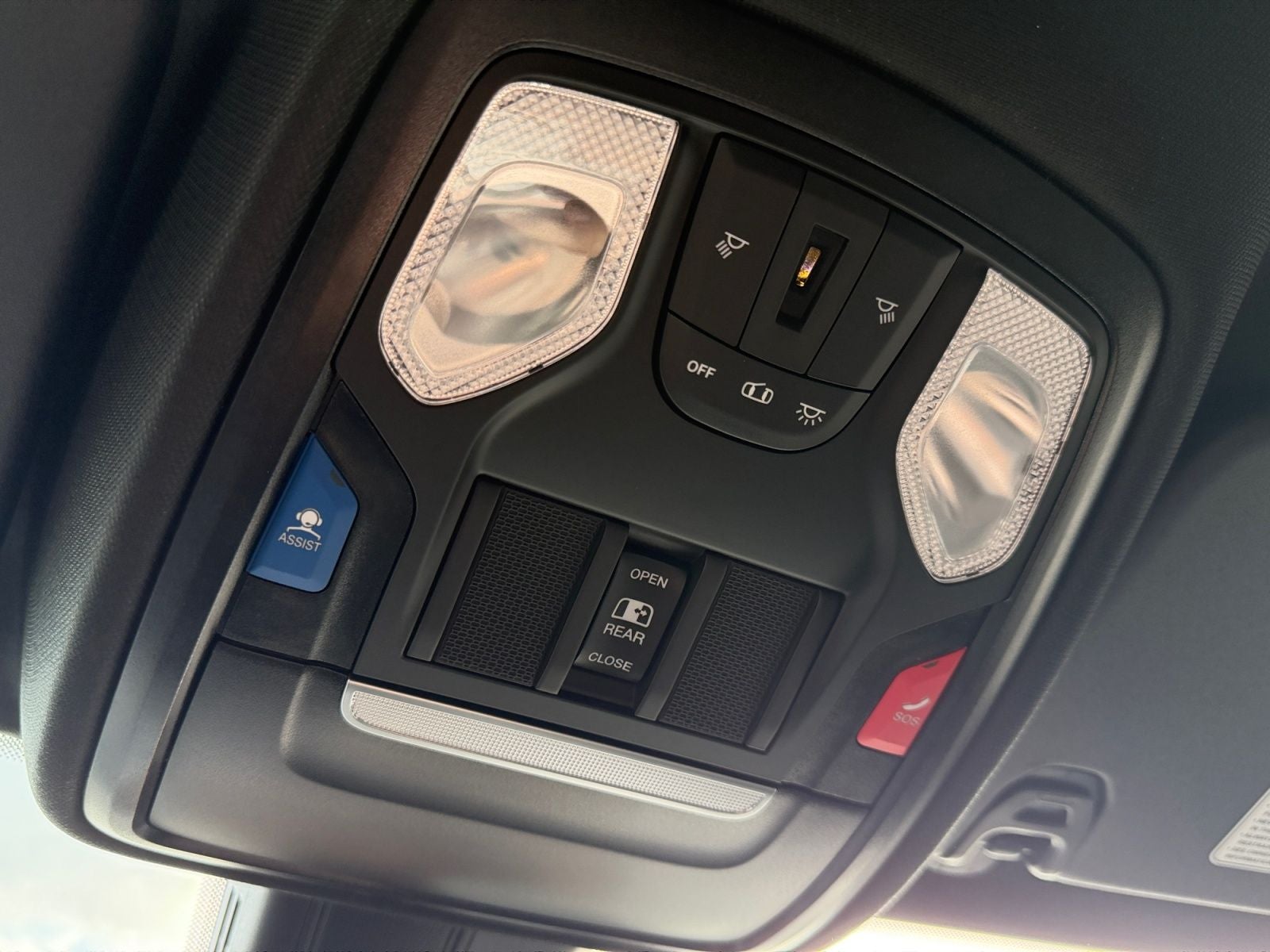 2026 RAM 1500 RAM 1500 EXPRESS CREW CAB 4X4 5'7' BOX