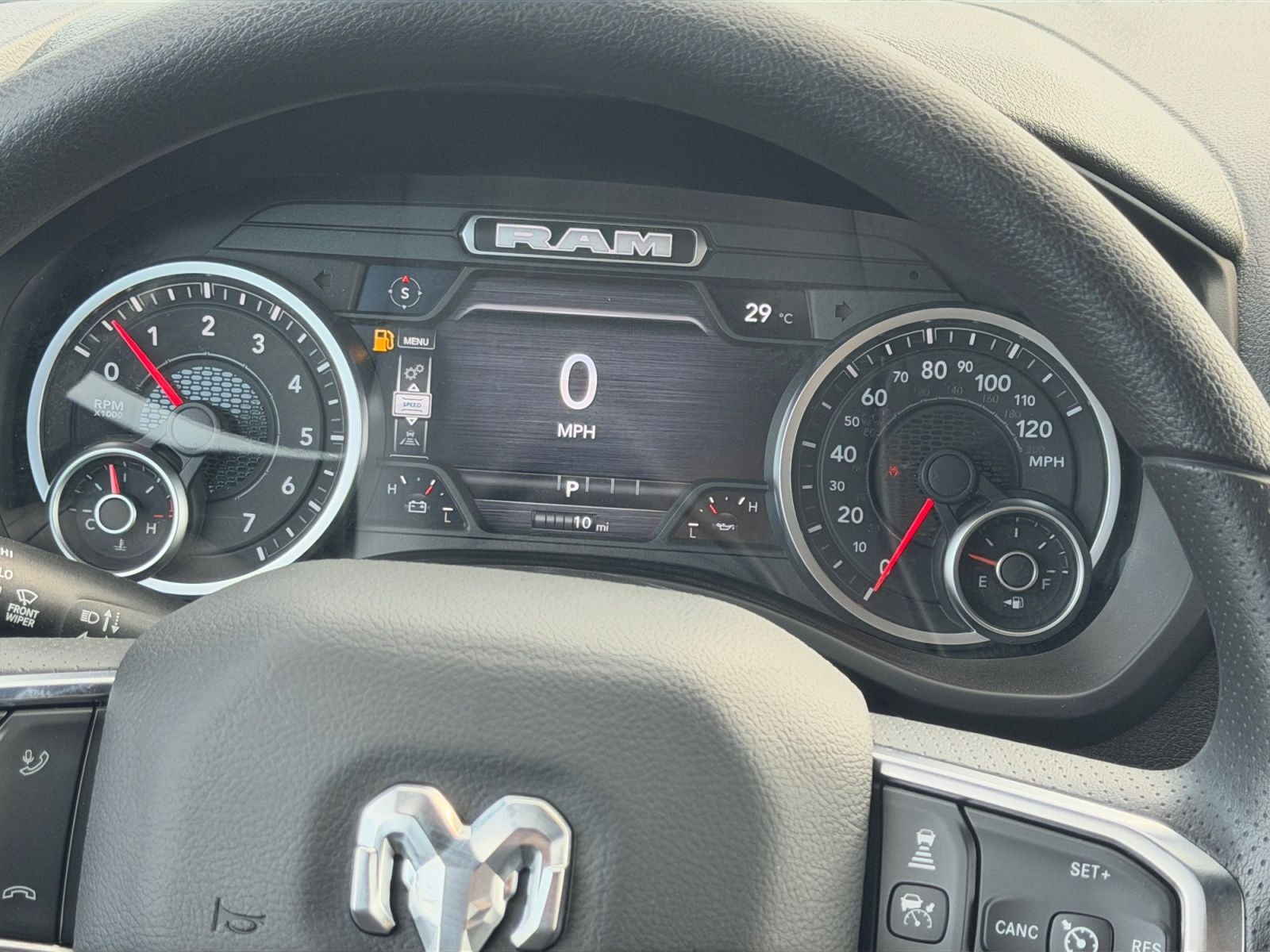 2026 RAM 1500 RAM 1500 EXPRESS CREW CAB 4X4 5'7' BOX