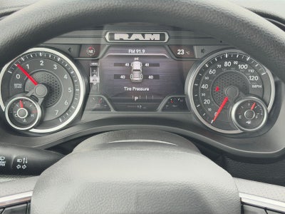 2026 RAM Ram 1500 RAM 1500 EXPRESS CREW CAB 4X4 5'7' BOX