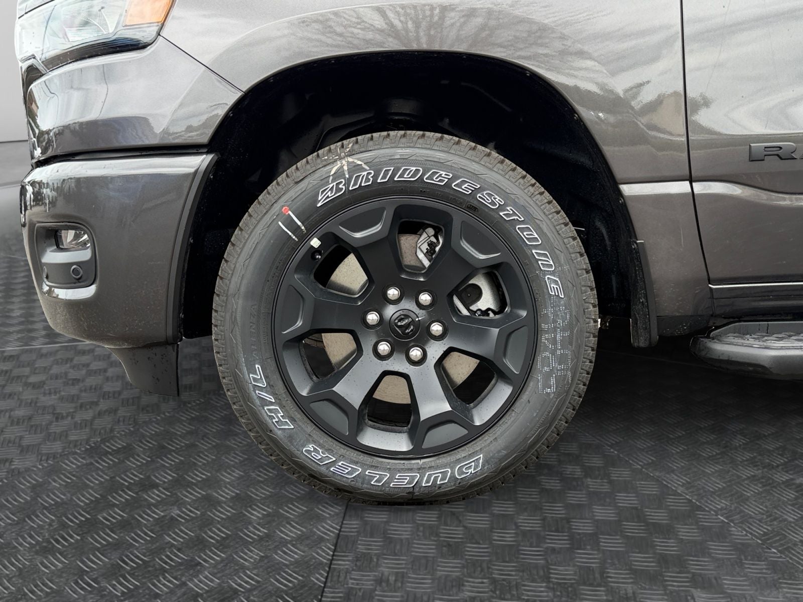 2026 RAM Ram 1500 RAM 1500 EXPRESS CREW CAB 4X4 5'7' BOX