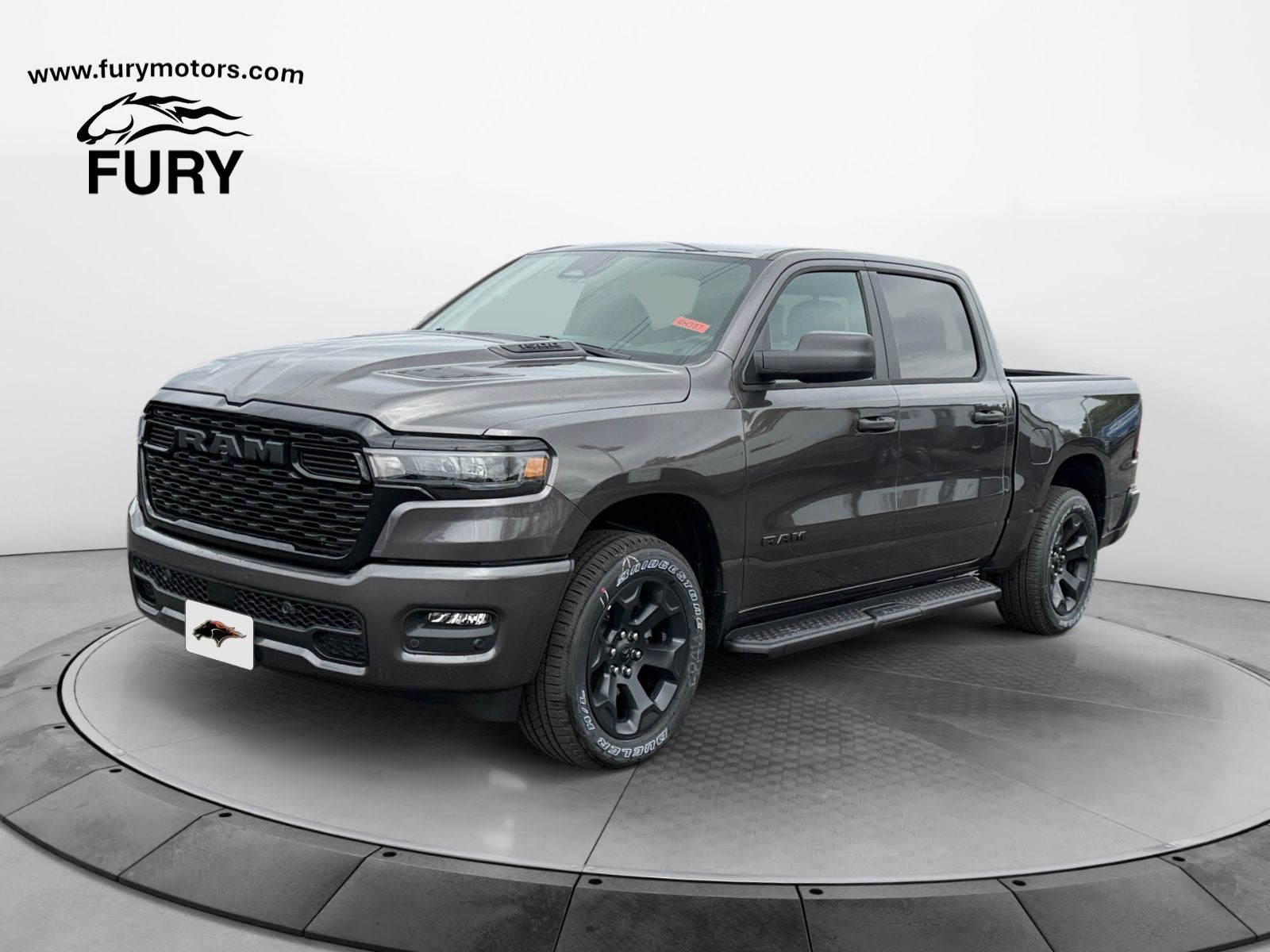 2026 RAM Ram 1500 RAM 1500 EXPRESS CREW CAB 4X4 5'7' BOX