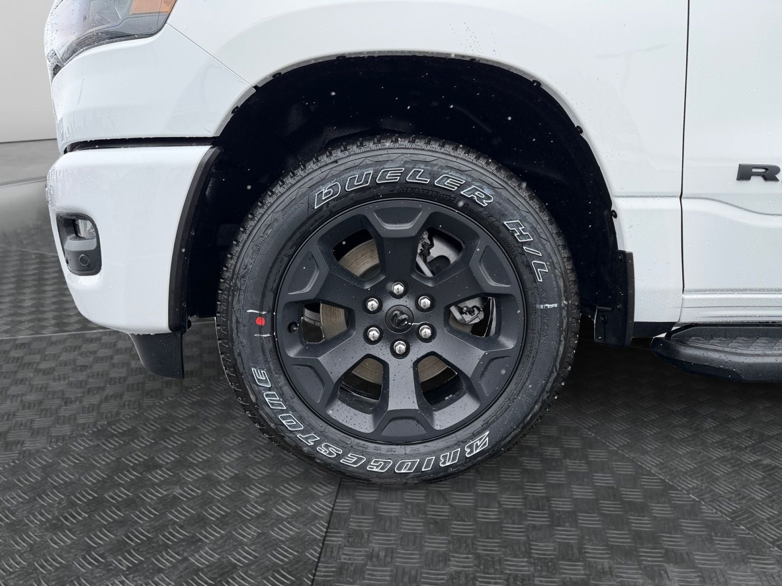 2026 RAM Ram 1500 RAM 1500 EXPRESS CREW CAB 4X4 5'7' BOX