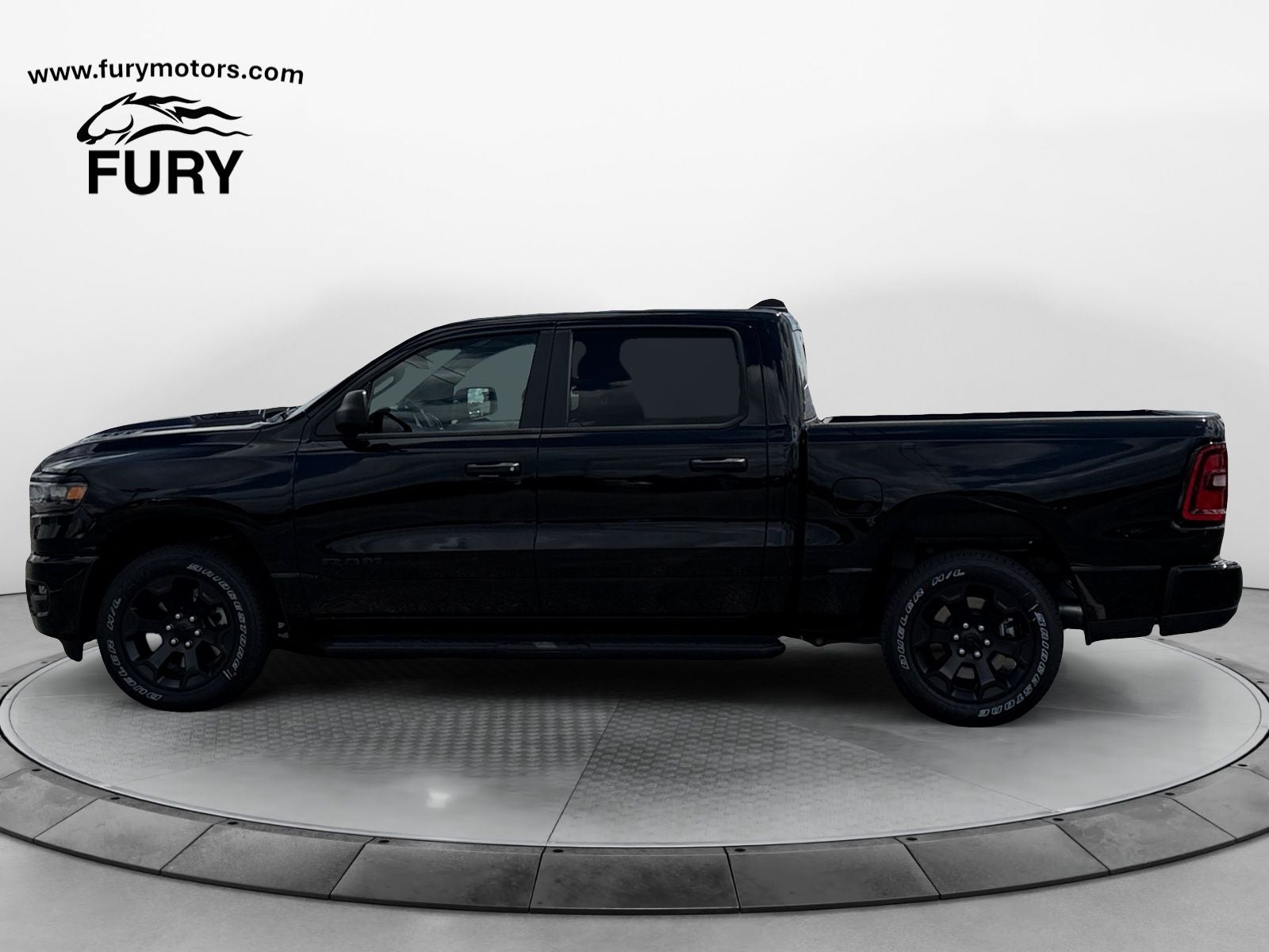 2026 RAM 1500 RAM 1500 EXPRESS CREW CAB 4X4 5'7' BOX