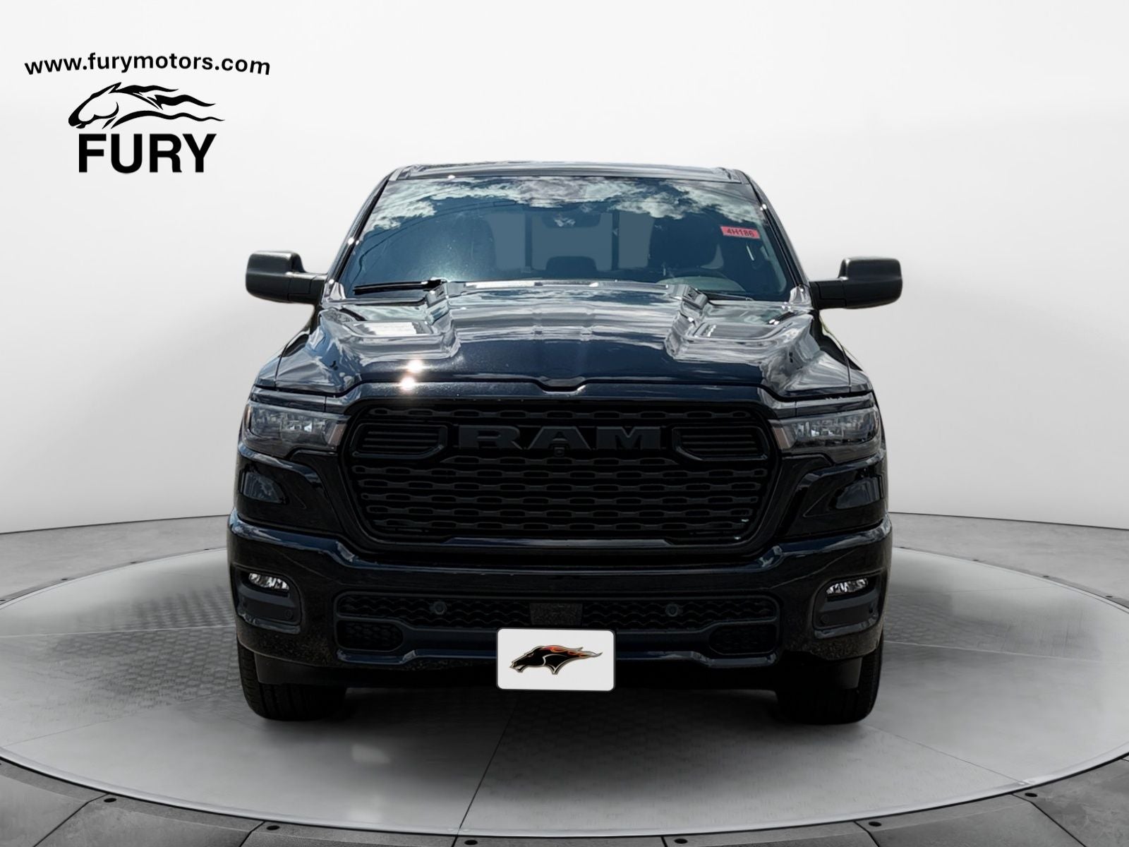 2026 RAM 1500 RAM 1500 EXPRESS CREW CAB 4X4 5'7' BOX