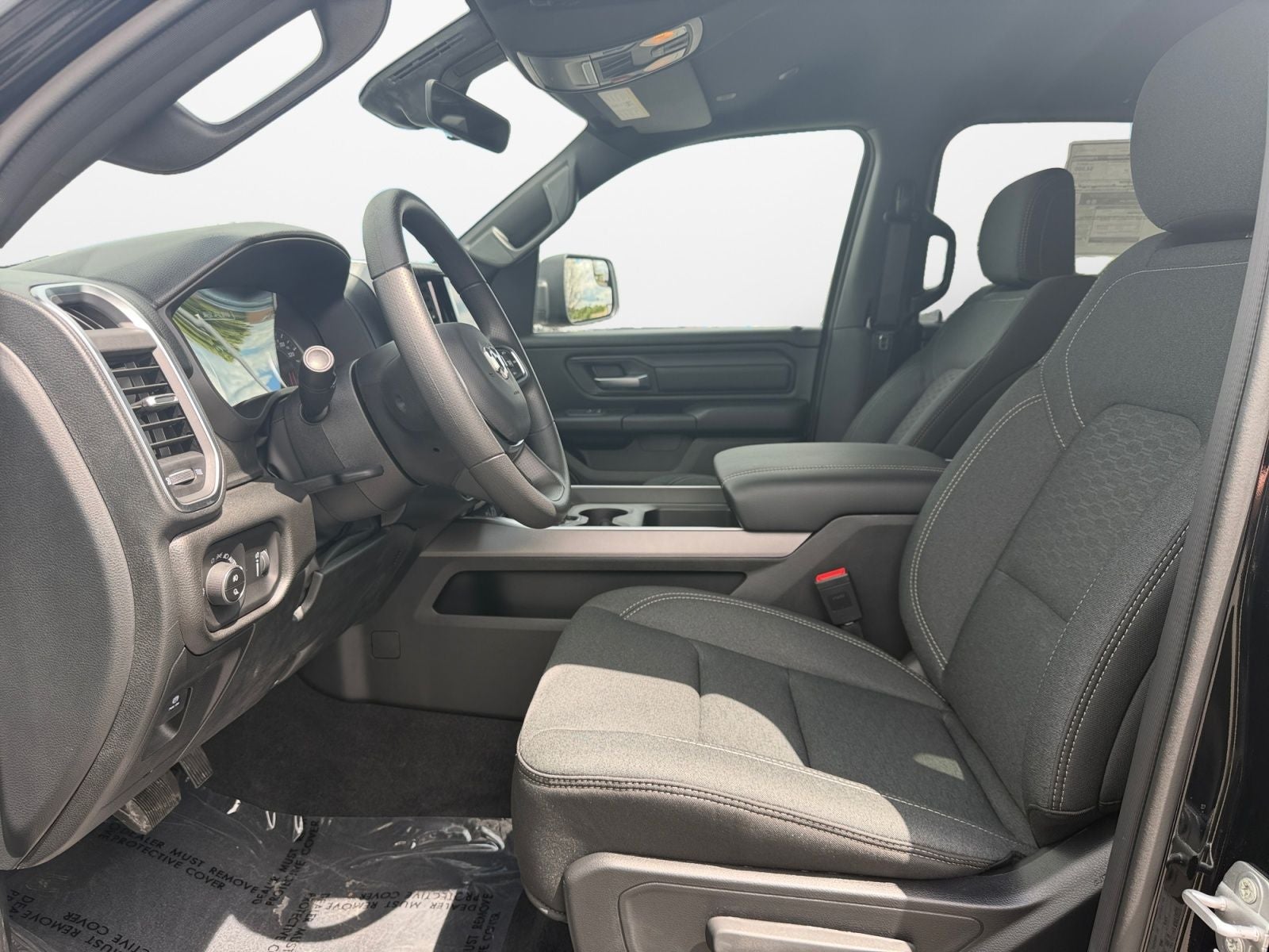 2026 RAM Ram 1500 RAM 1500 EXPRESS CREW CAB 4X4 5'7' BOX