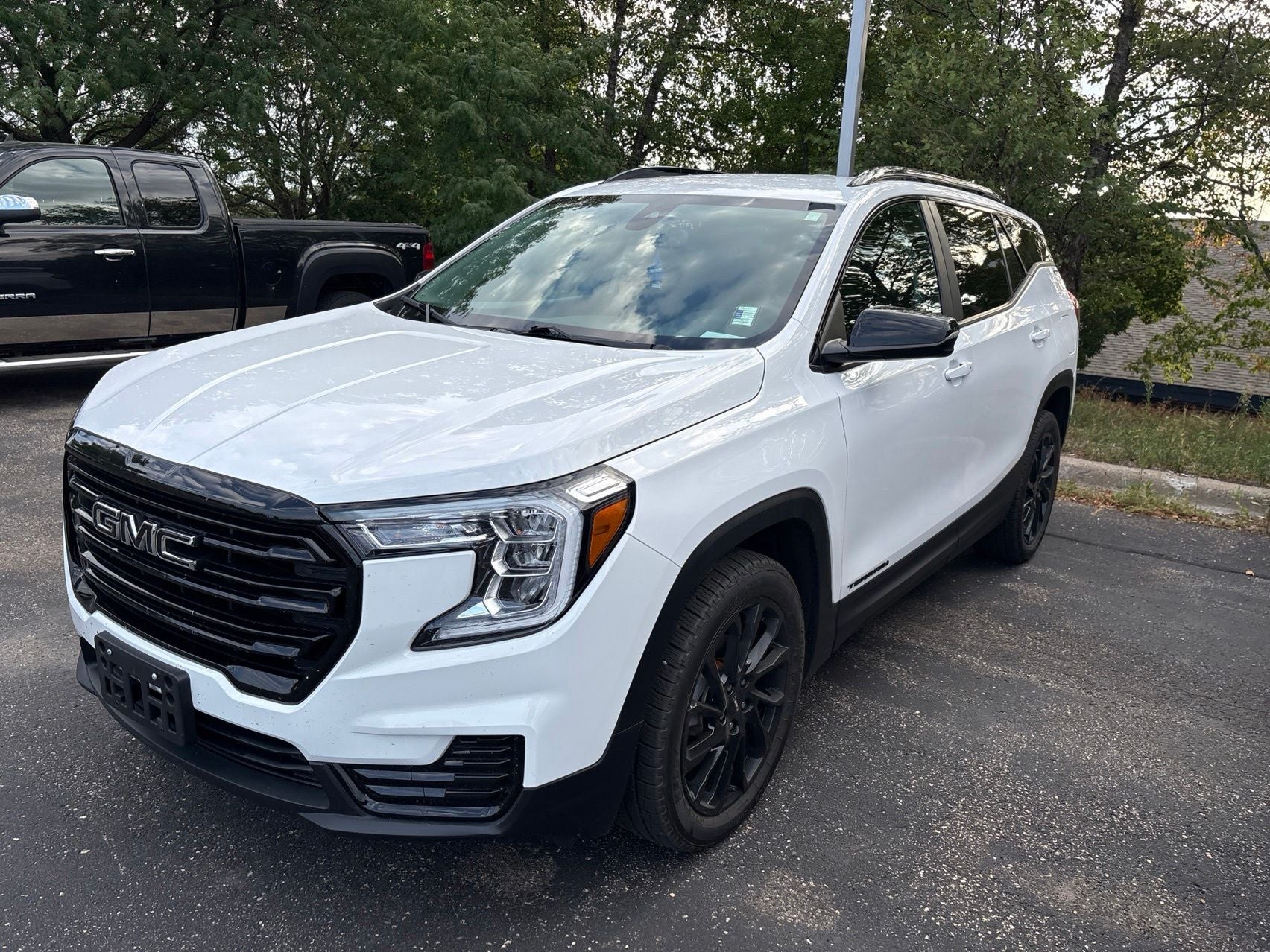 2023 GMC Terrain AWD SLE