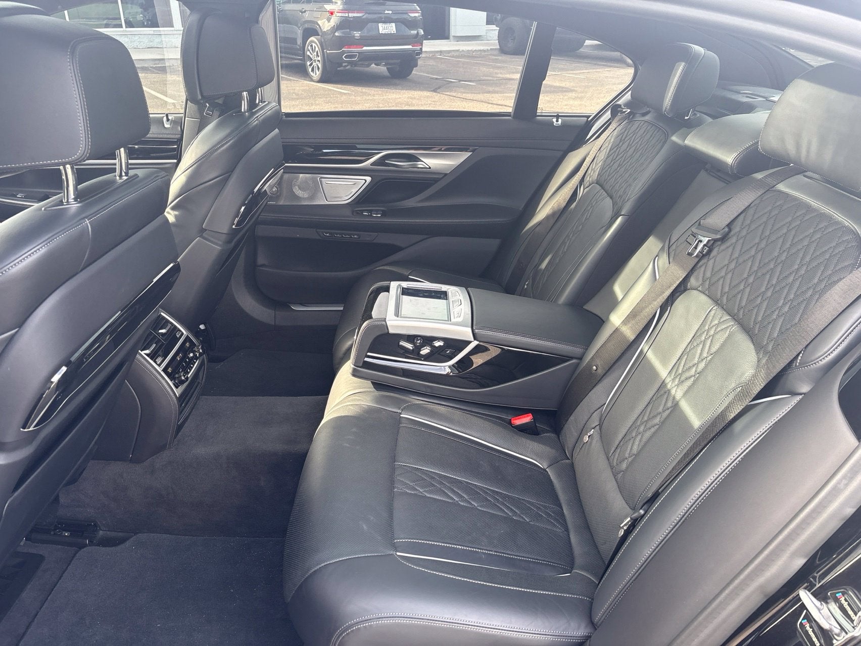 2020 BMW M760i xDrive