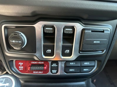 2024 Jeep Wrangler 2-Door Rubicon 4x4