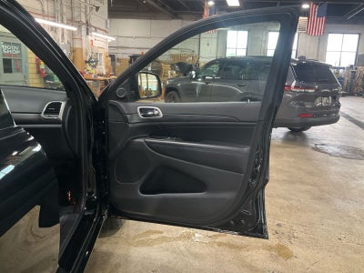 2021 Jeep Grand Cherokee Laredo X 4x4