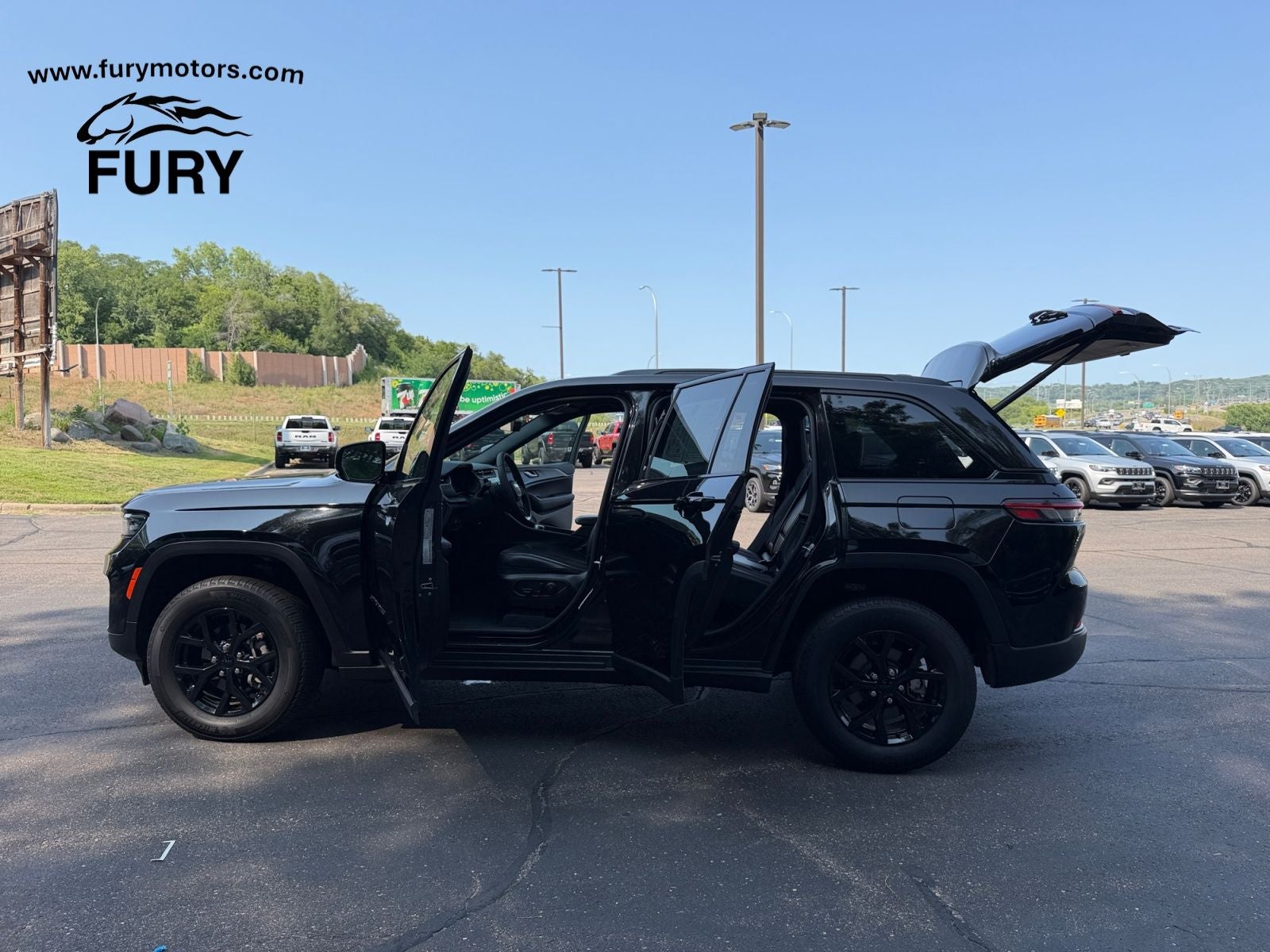 2025 Jeep Grand Cherokee Altitude 4x4