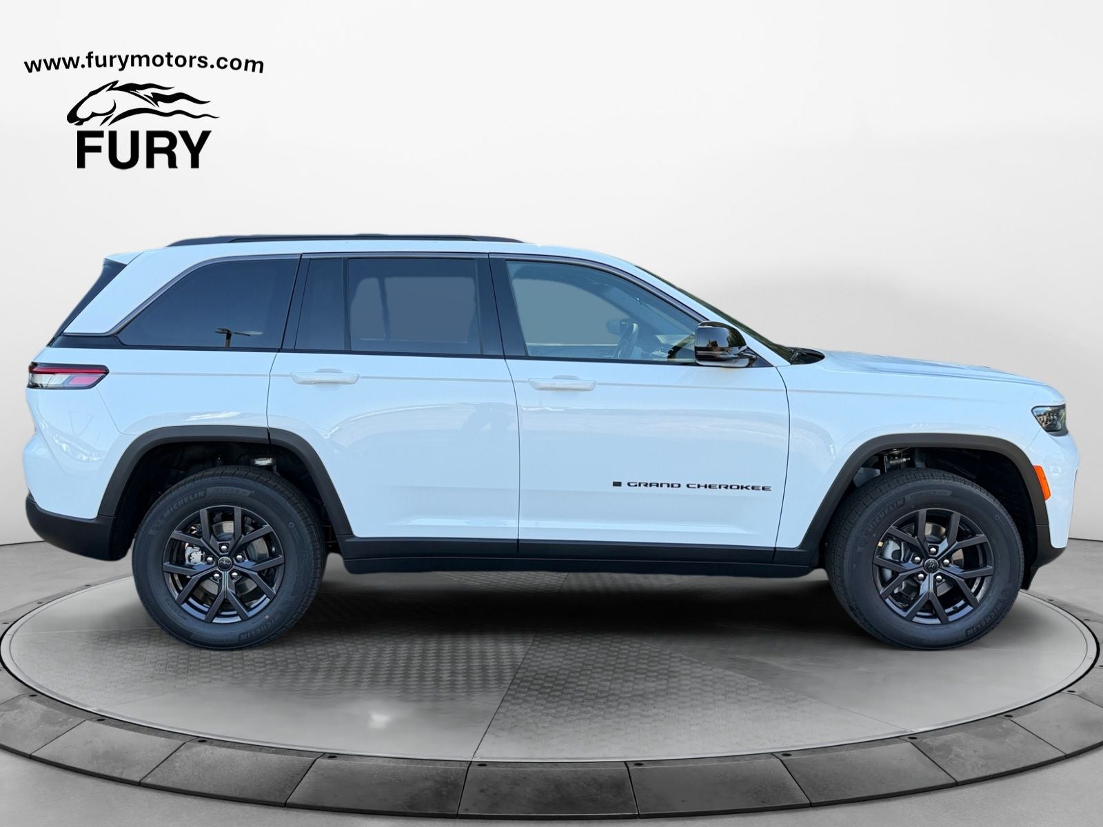 2027 Jeep Grand Cherokee GRAND CHEROKEE LAREDO ALTITUDE 4X4